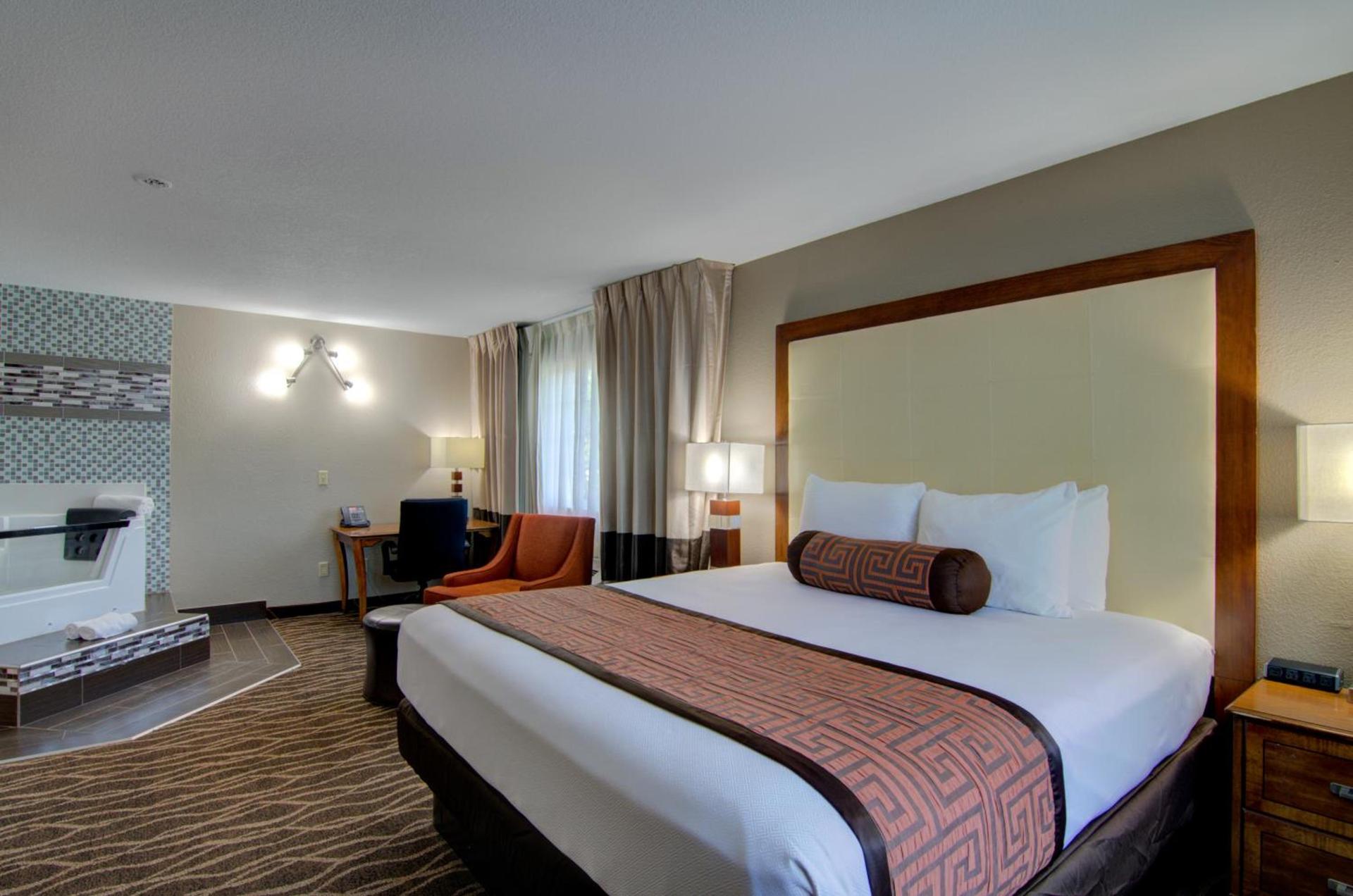 Westbridge Inn and Suites photo 19