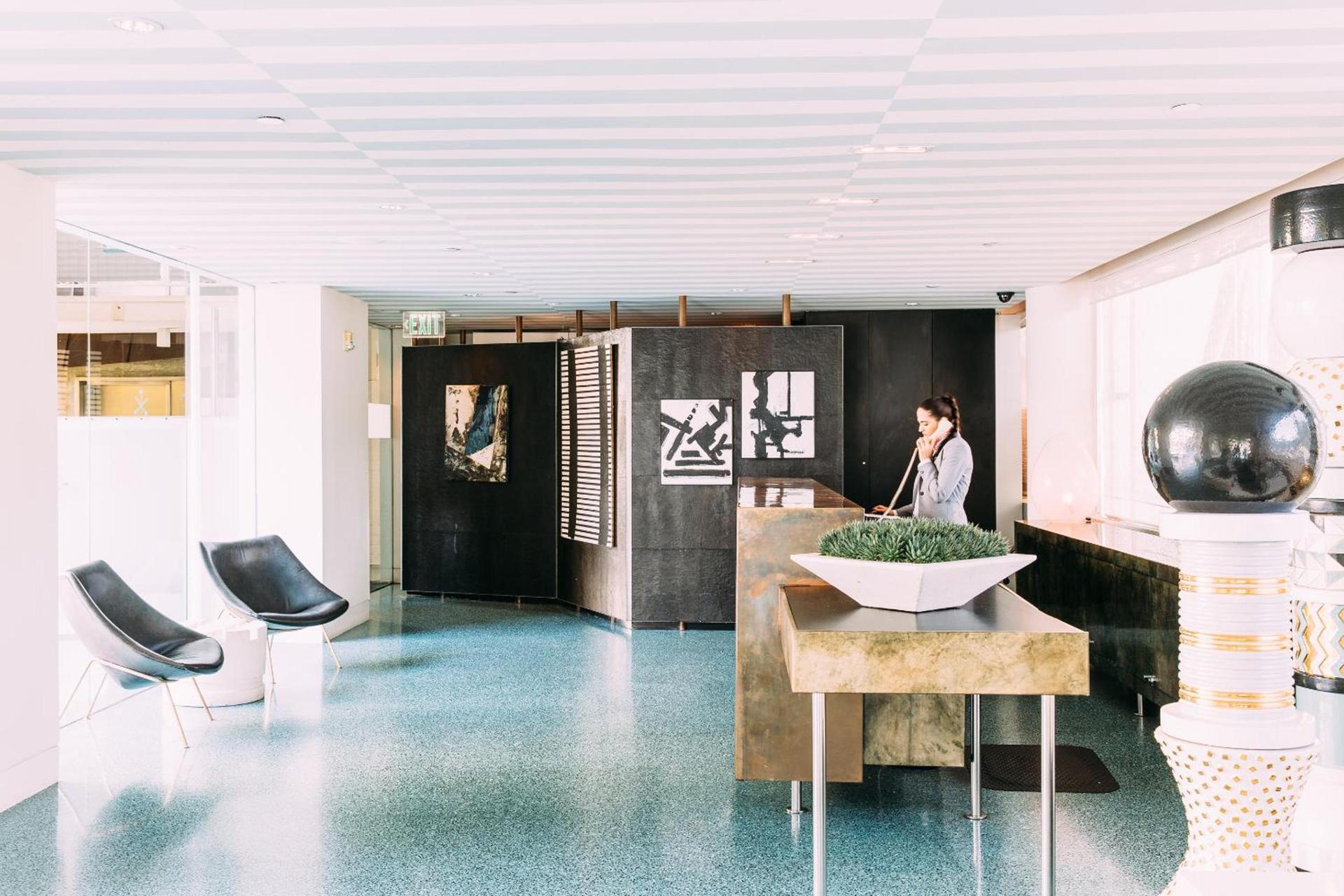 Avalon Hotel Beverly Hills, a Member of Design Hotels photo 2