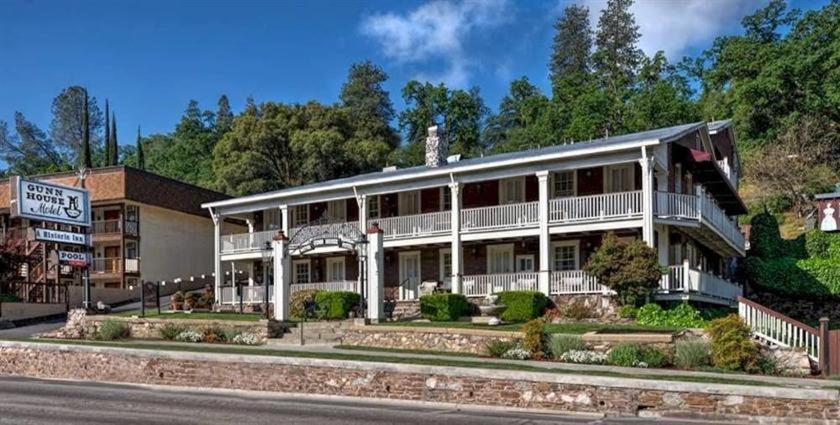 Gunn House Hotel photo 2
