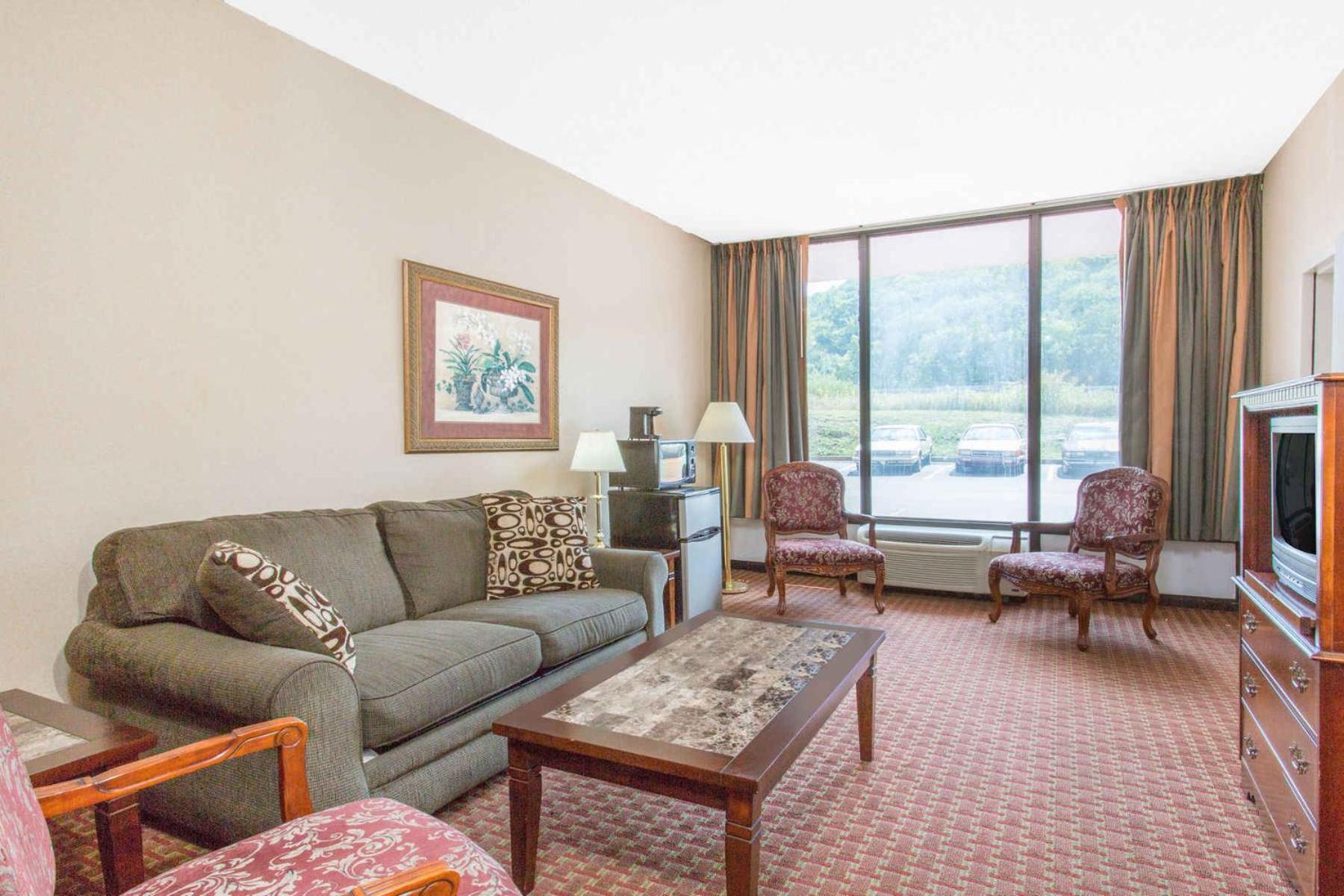 Days Inn by Wyndham Princeton photo 17