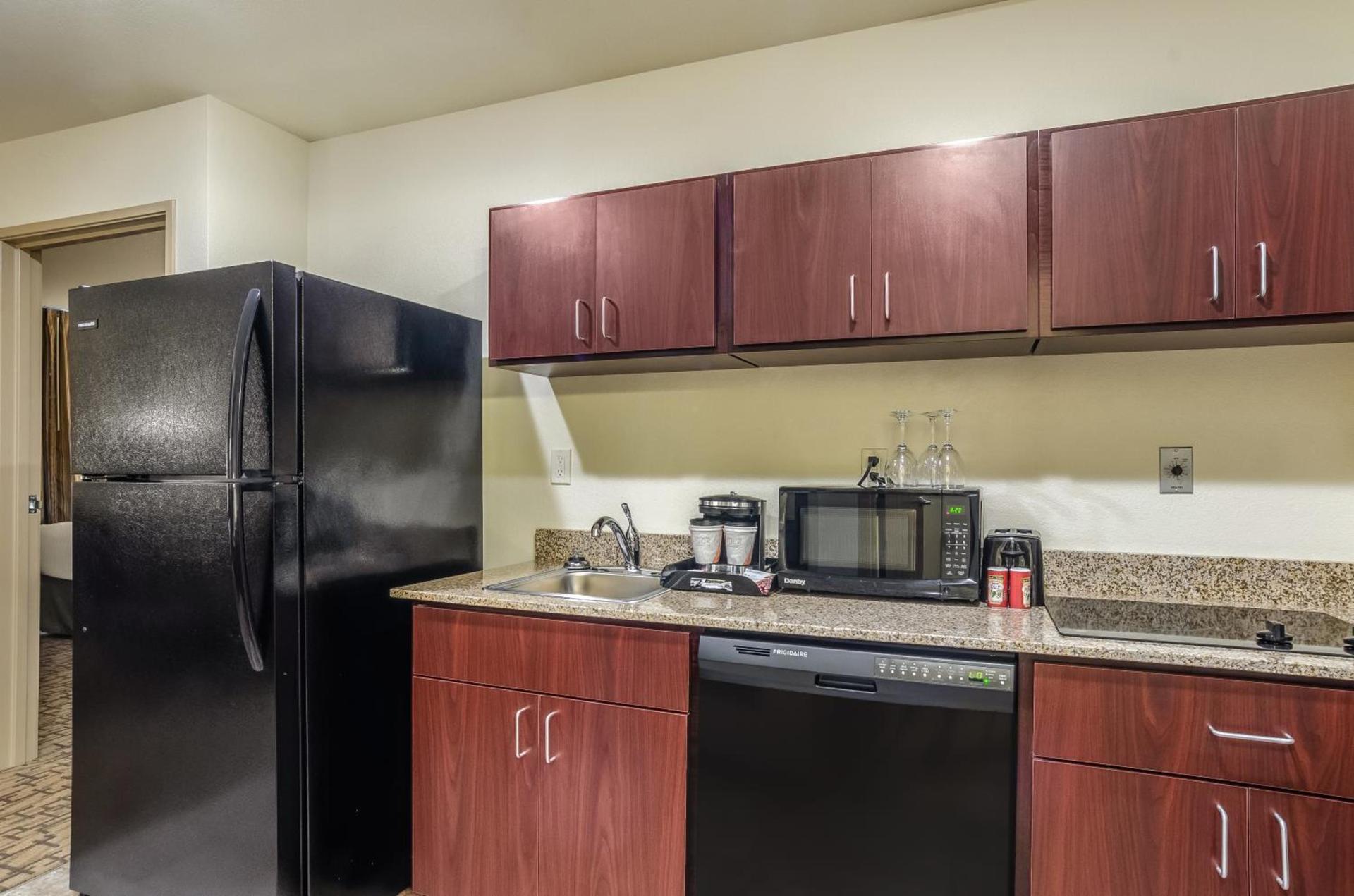 Cobblestone Inn & Suites - Bridgeport photo 5