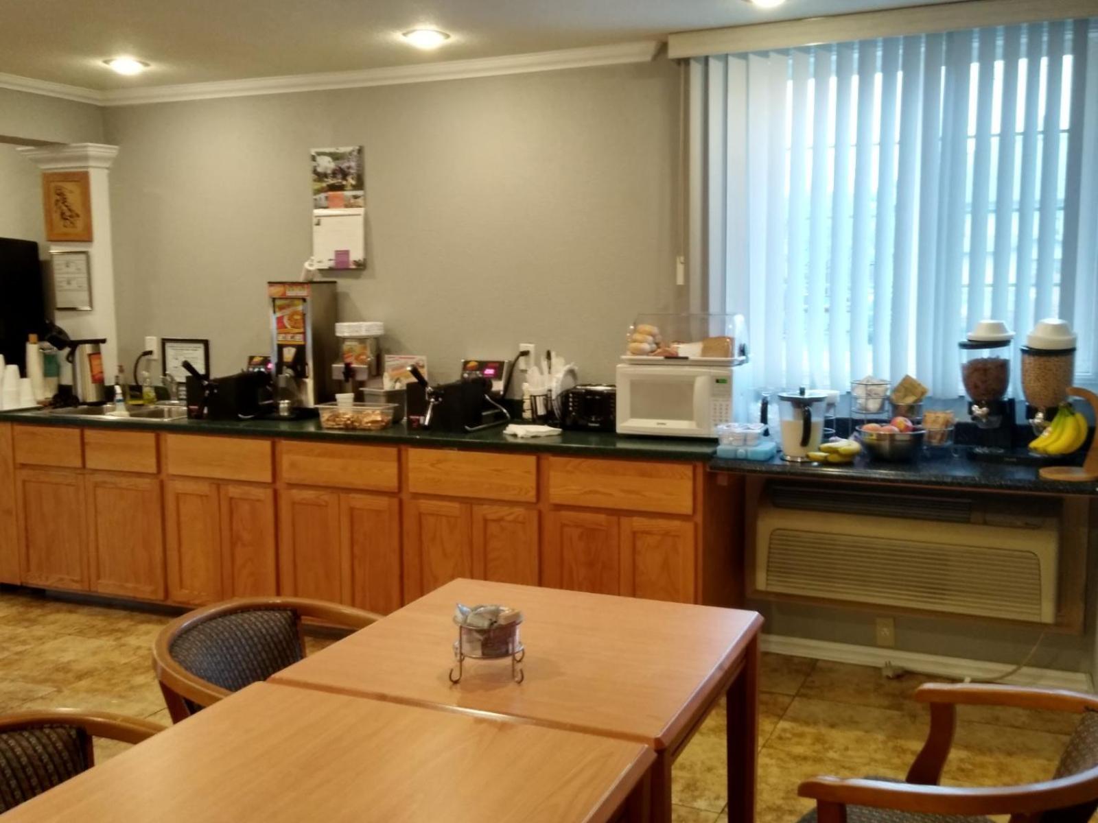 Americas Best Value Inn - Pendleton photo 14