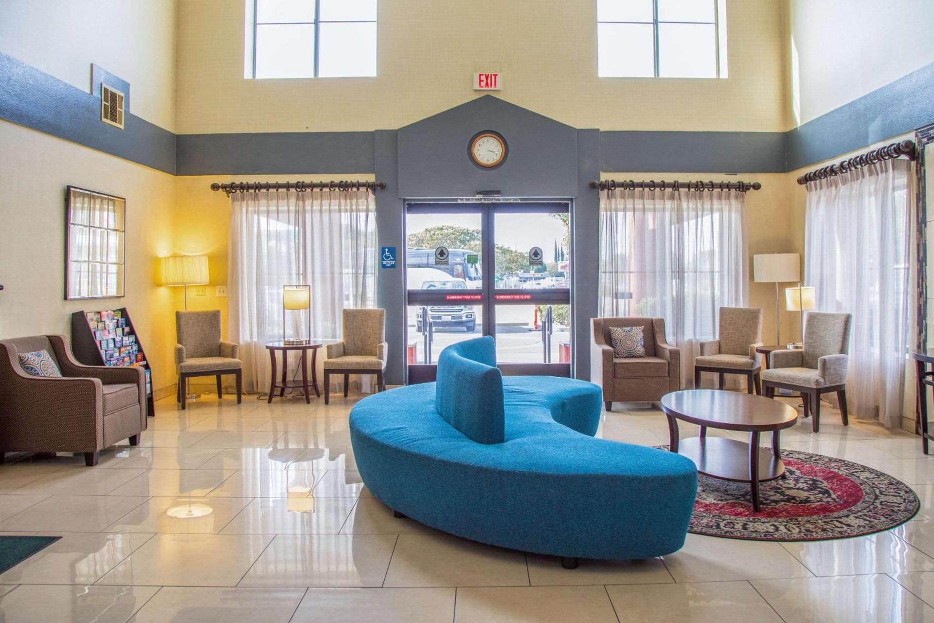 Quality Inn Merced Gateway to Yosemite photo 2