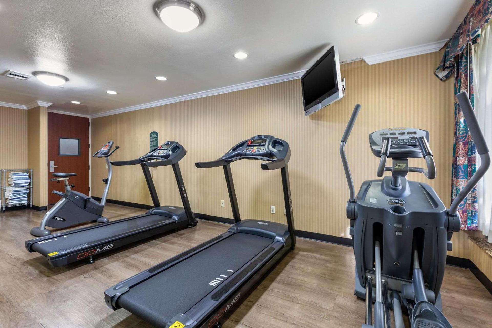 Comfort Inn Anaheim Resort photo 33