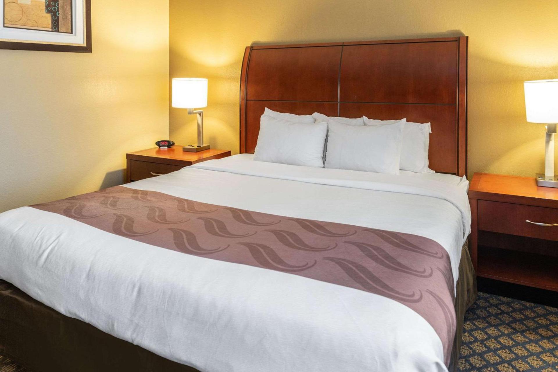 Quality Inn & Suites Seville photo 38