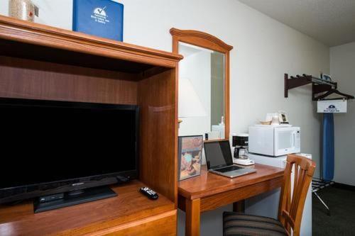Americas Best Value Inn - Pendleton photo 6