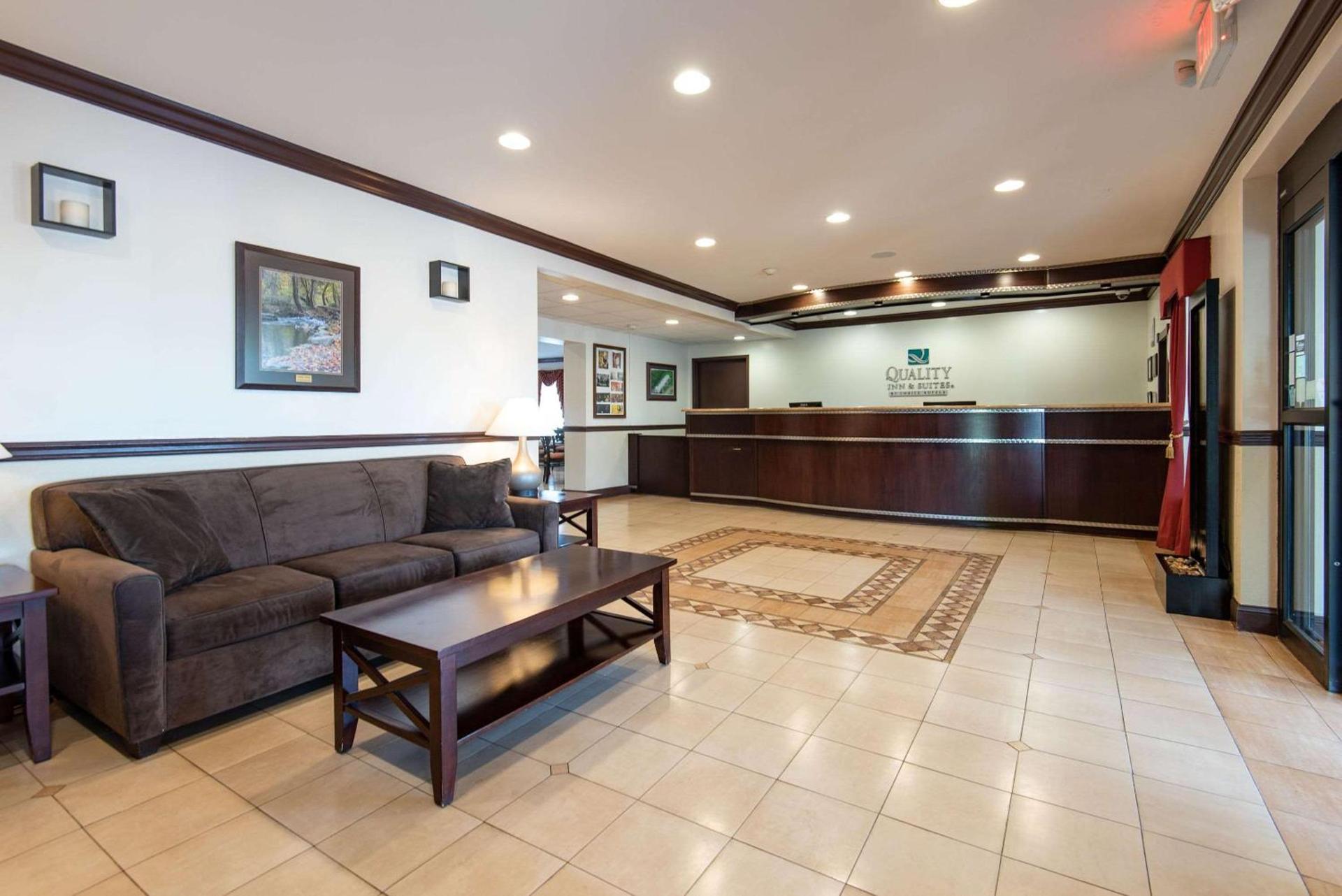 Quality Inn & Suites Quakertown-Allentown photo 11