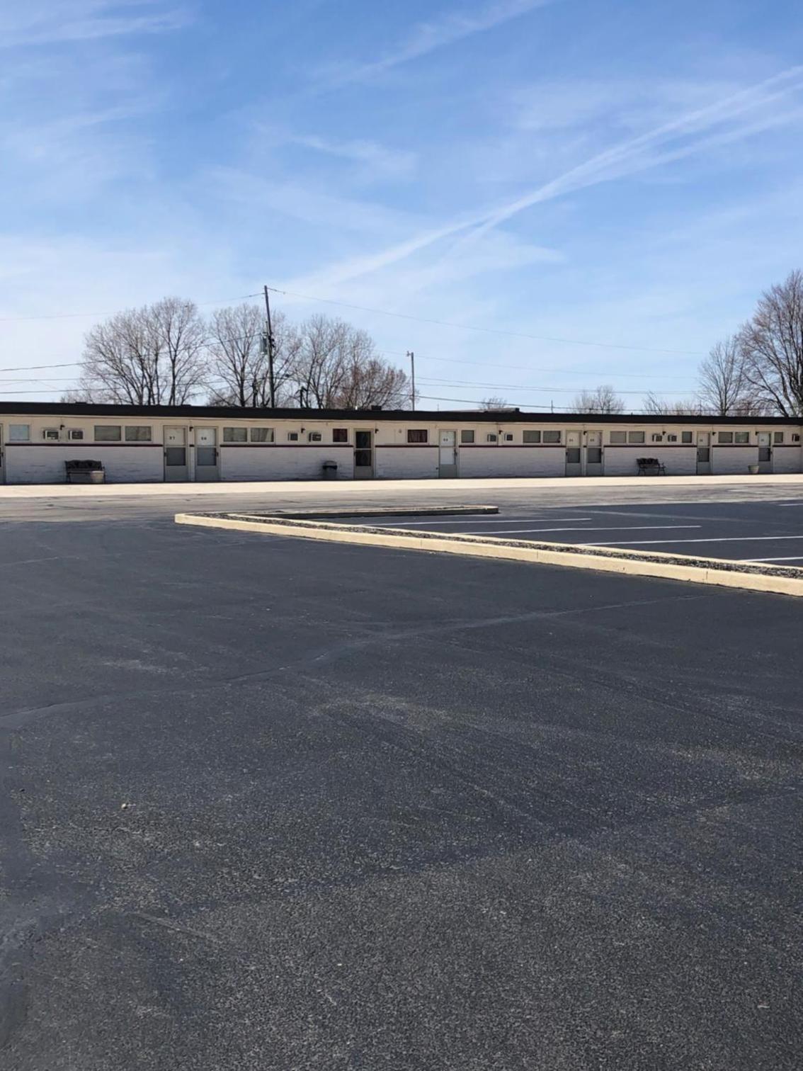 Randolph Inn and Suites photo 4