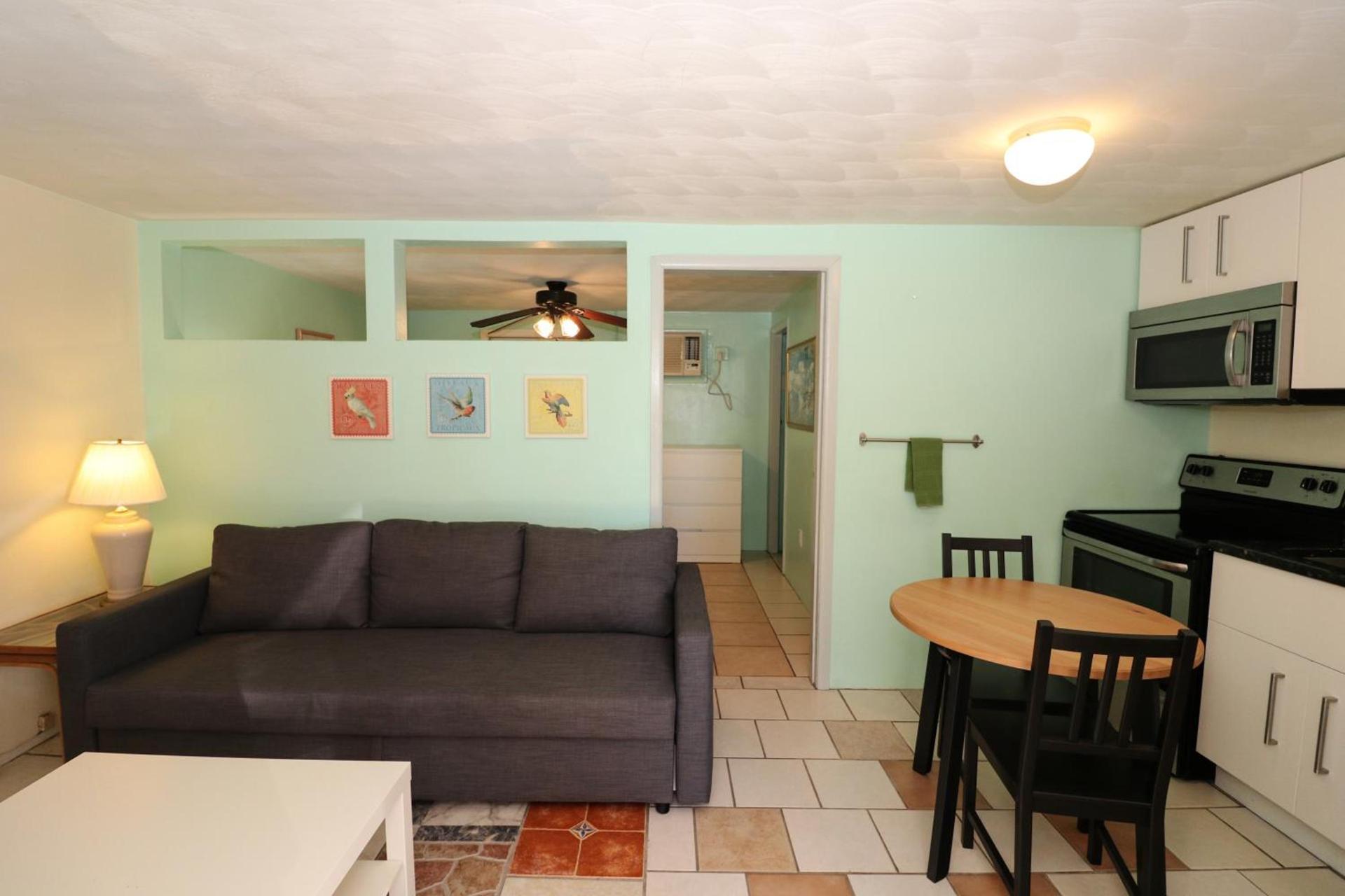 Grove City Motel photo 32