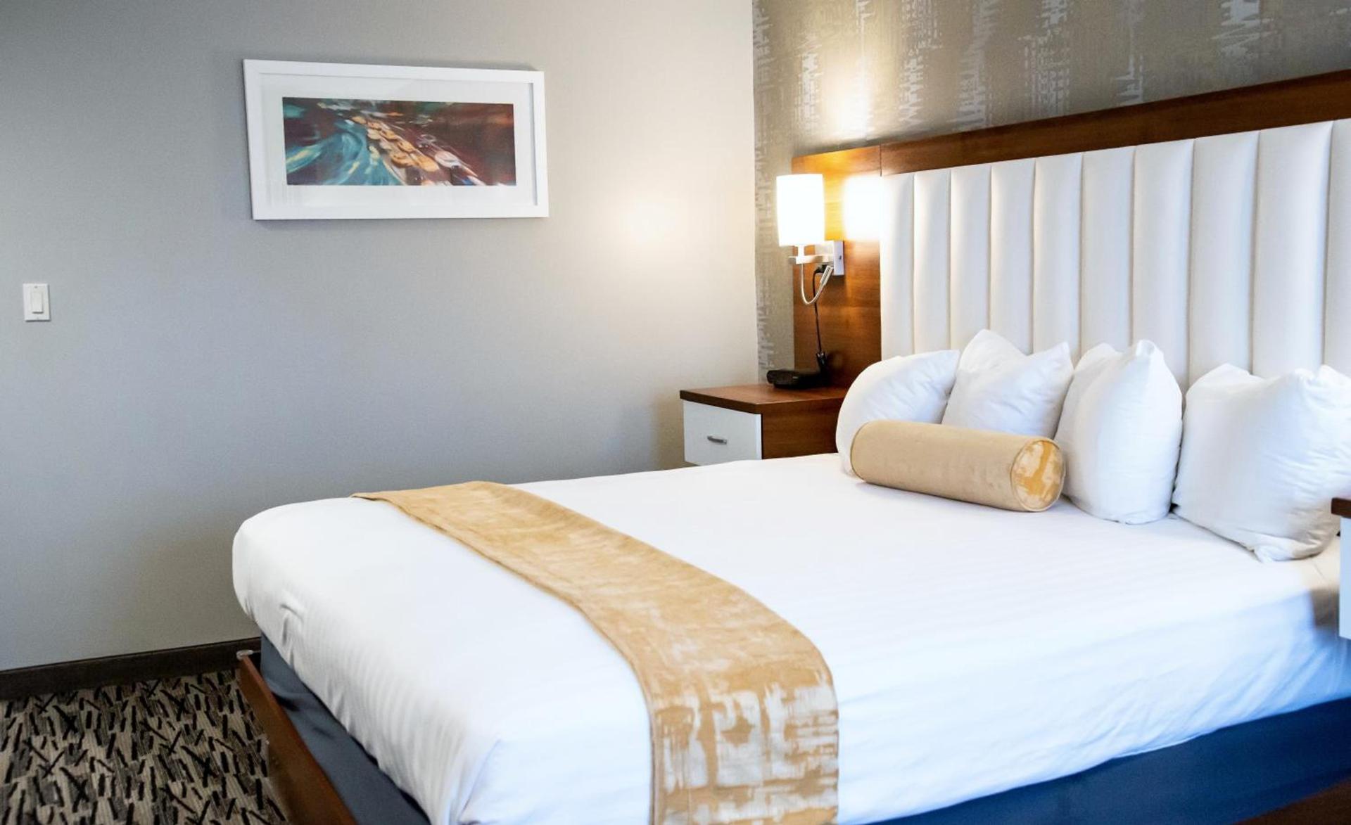 Best Western On The Avenue photo 14
