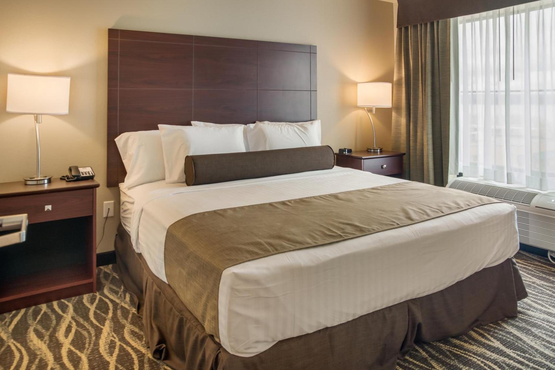 Cobblestone Inn & Suites - Menomonie/UW-Stout photo 11