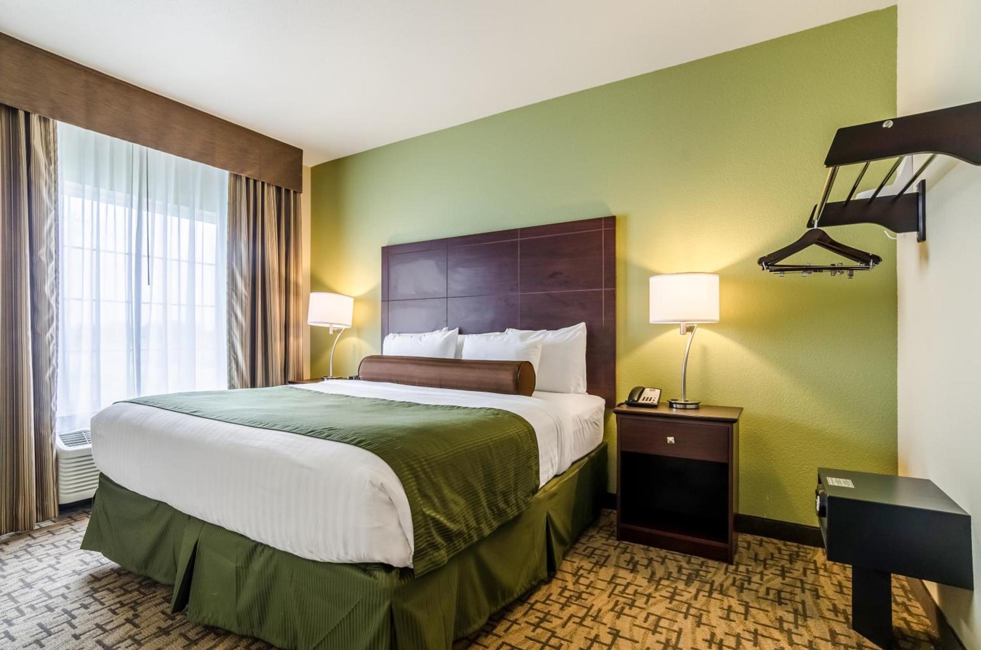 Cobblestone Hotel & Suites - McCook photo 18