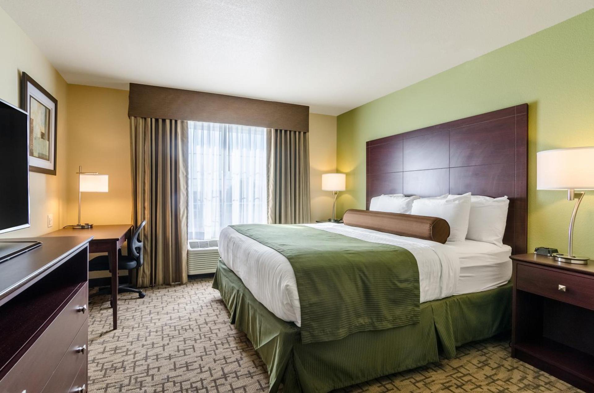 Cobblestone Hotel & Suites - McCook photo 12