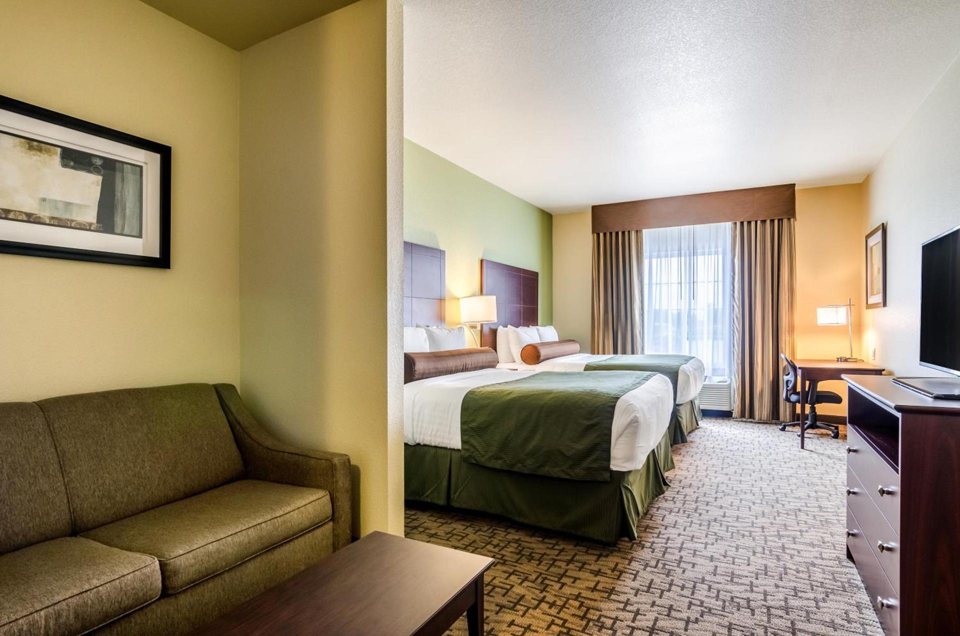Cobblestone Hotel & Suites - McCook photo 10