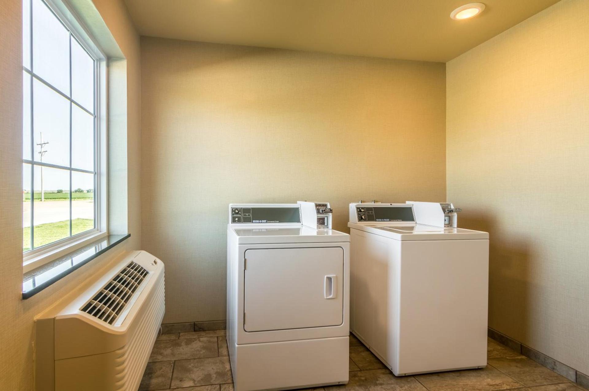 Cobblestone Inn & Suites - Lakin photo 13