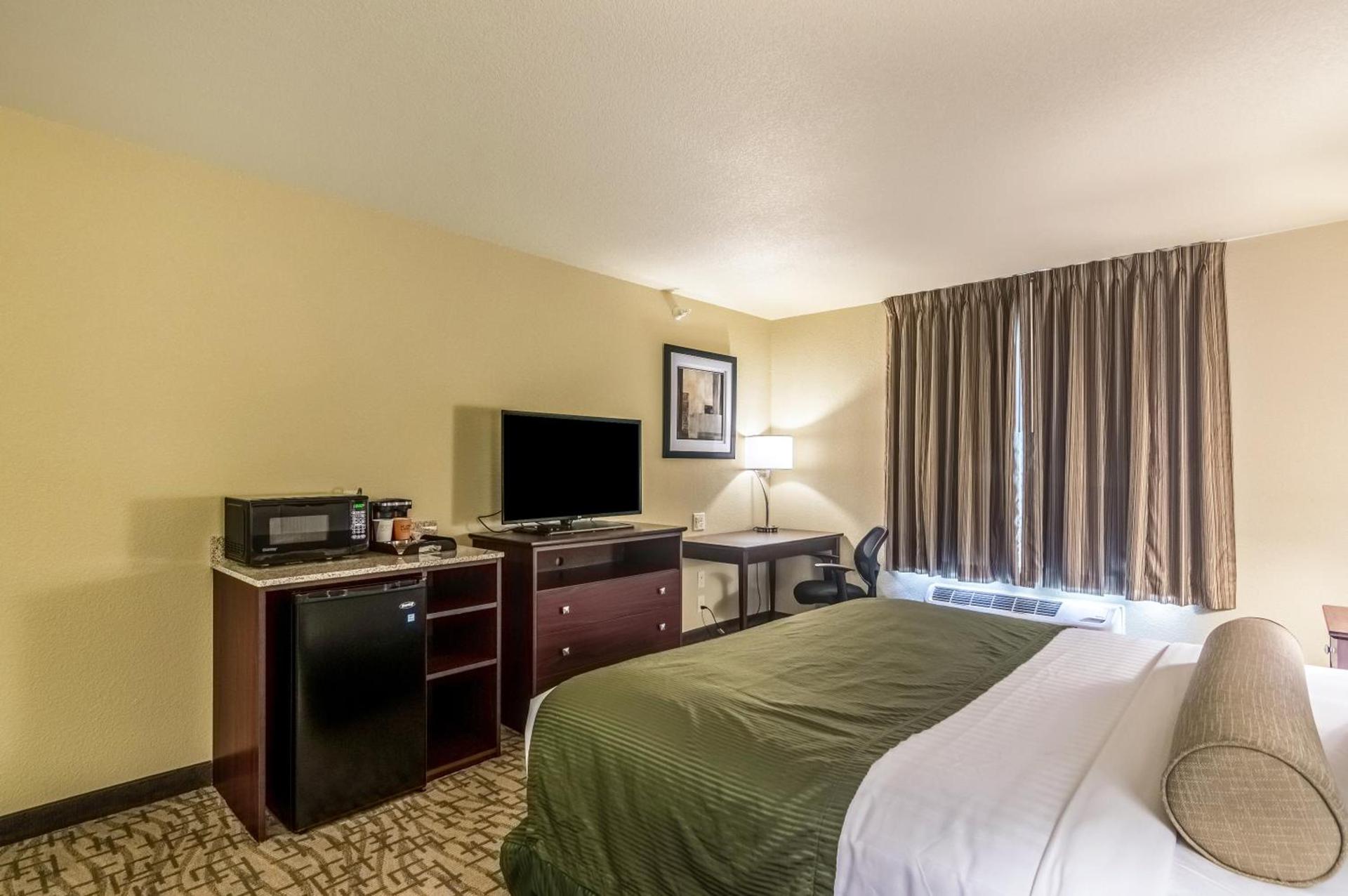 Cobblestone Inn & Suites - Lakin photo 26