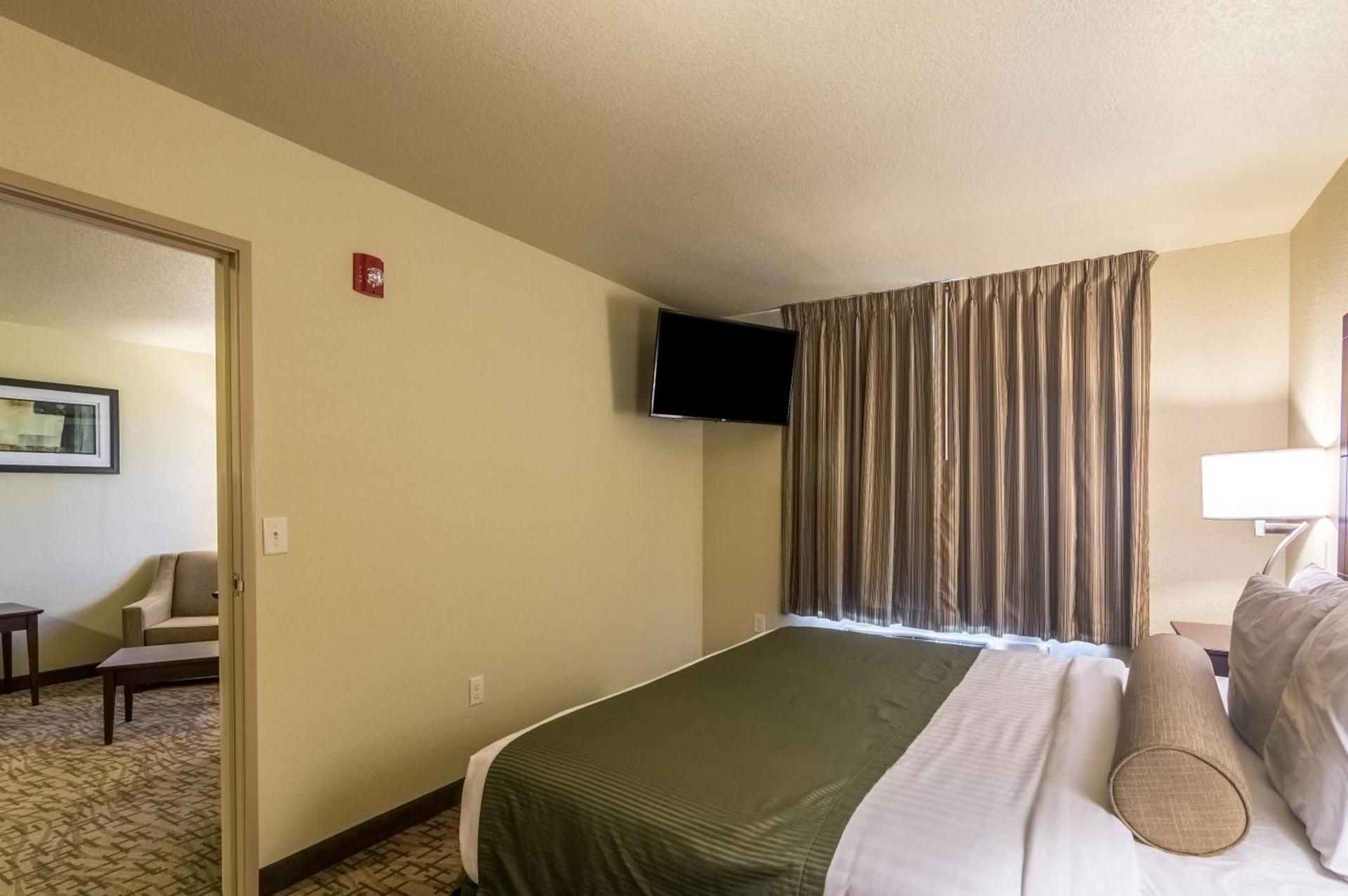 Cobblestone Inn & Suites - Lakin photo 28