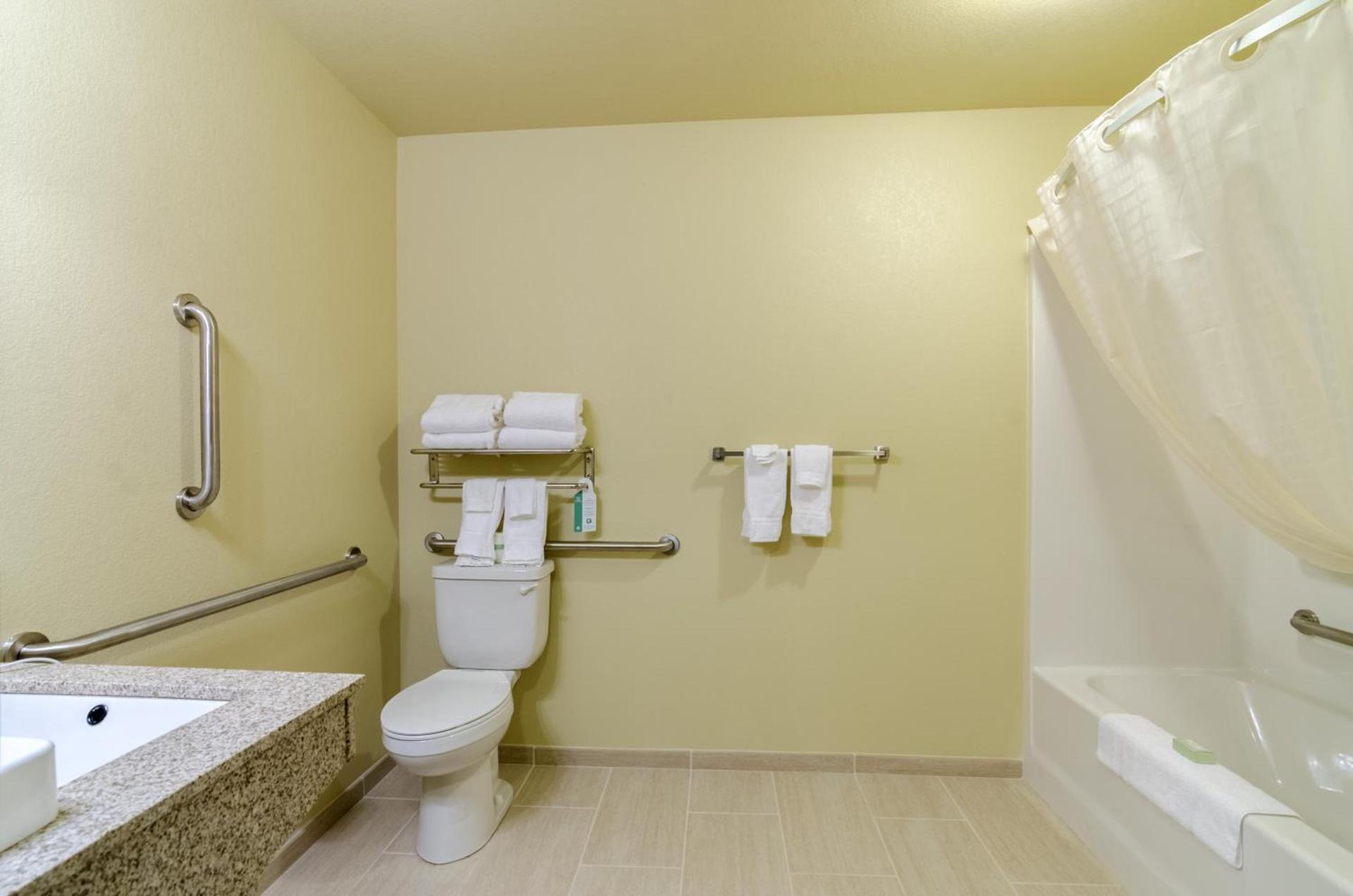 Cobblestone Inn & Suites - Lakin photo 7