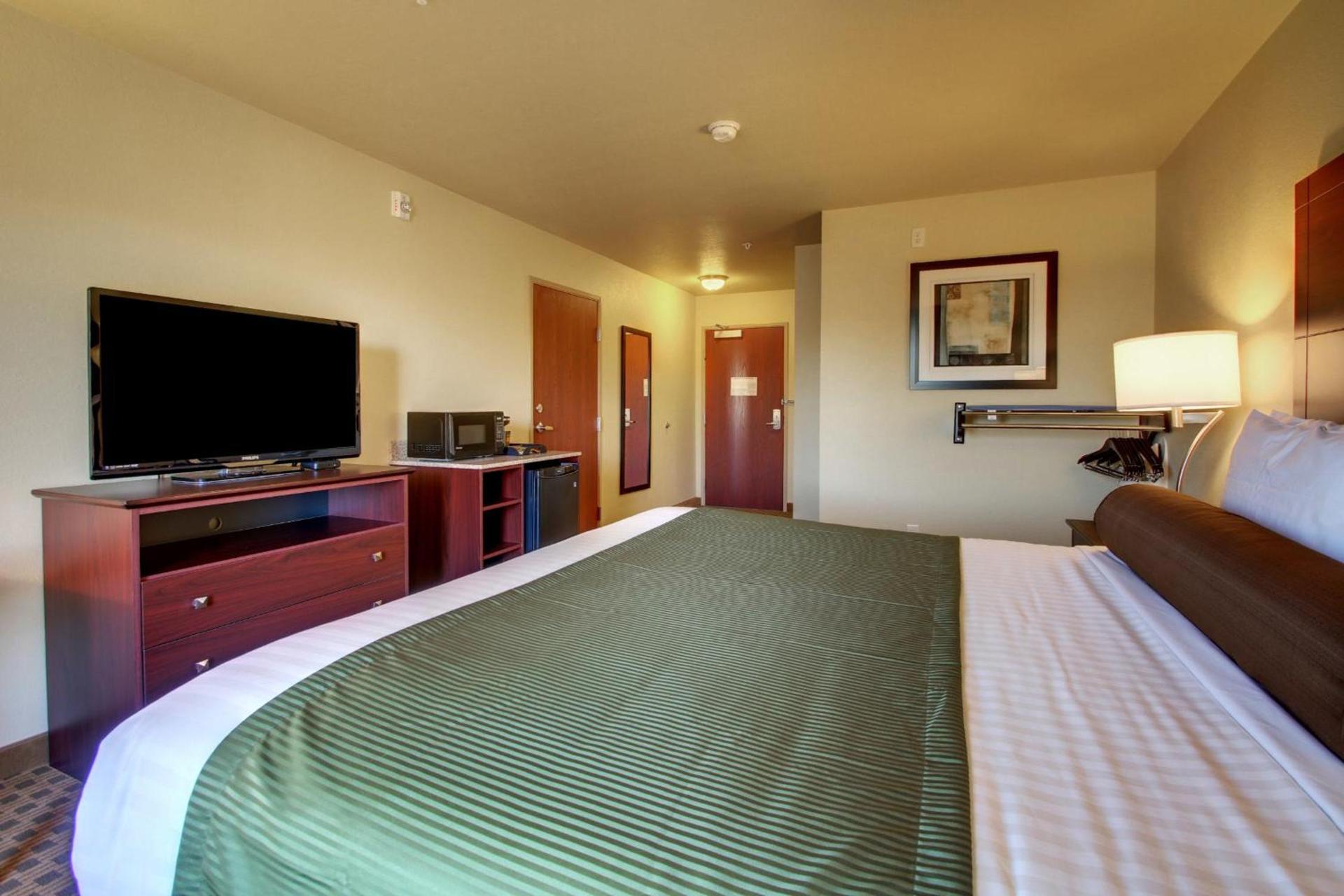Red Roof Inn Charlestown photo 7