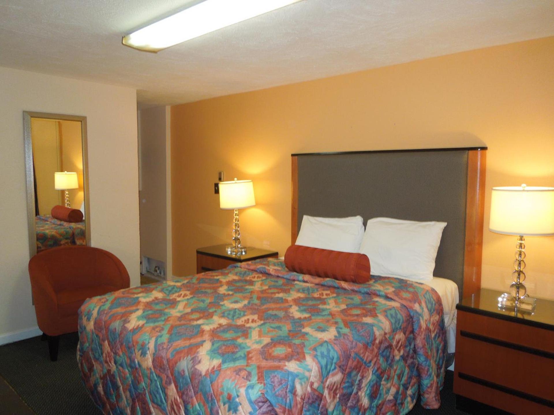 Sentinel Motel photo 7