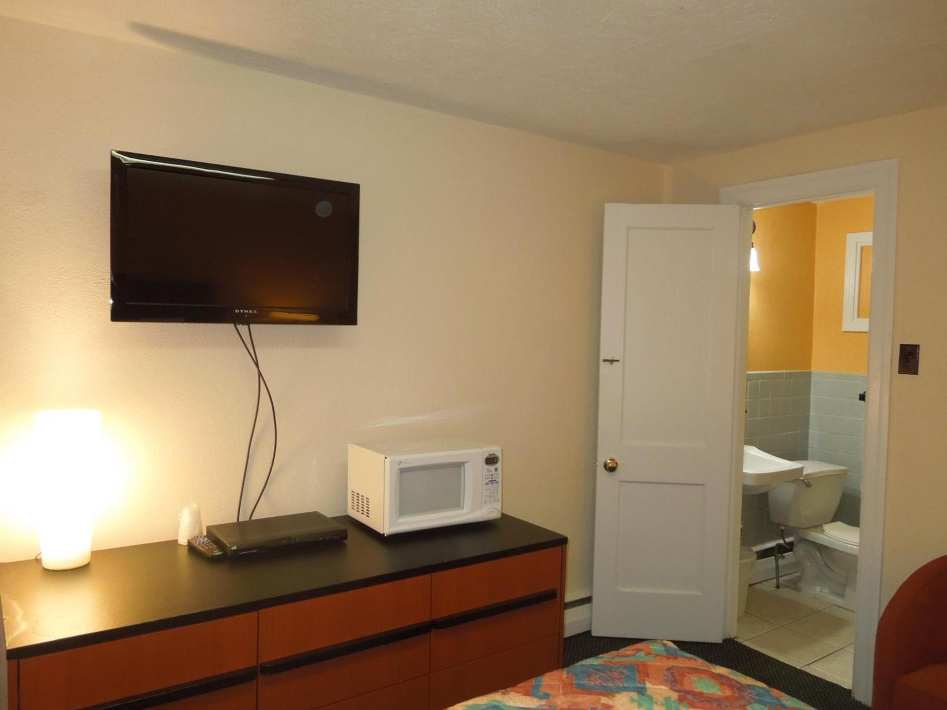 Sentinel Motel photo 9