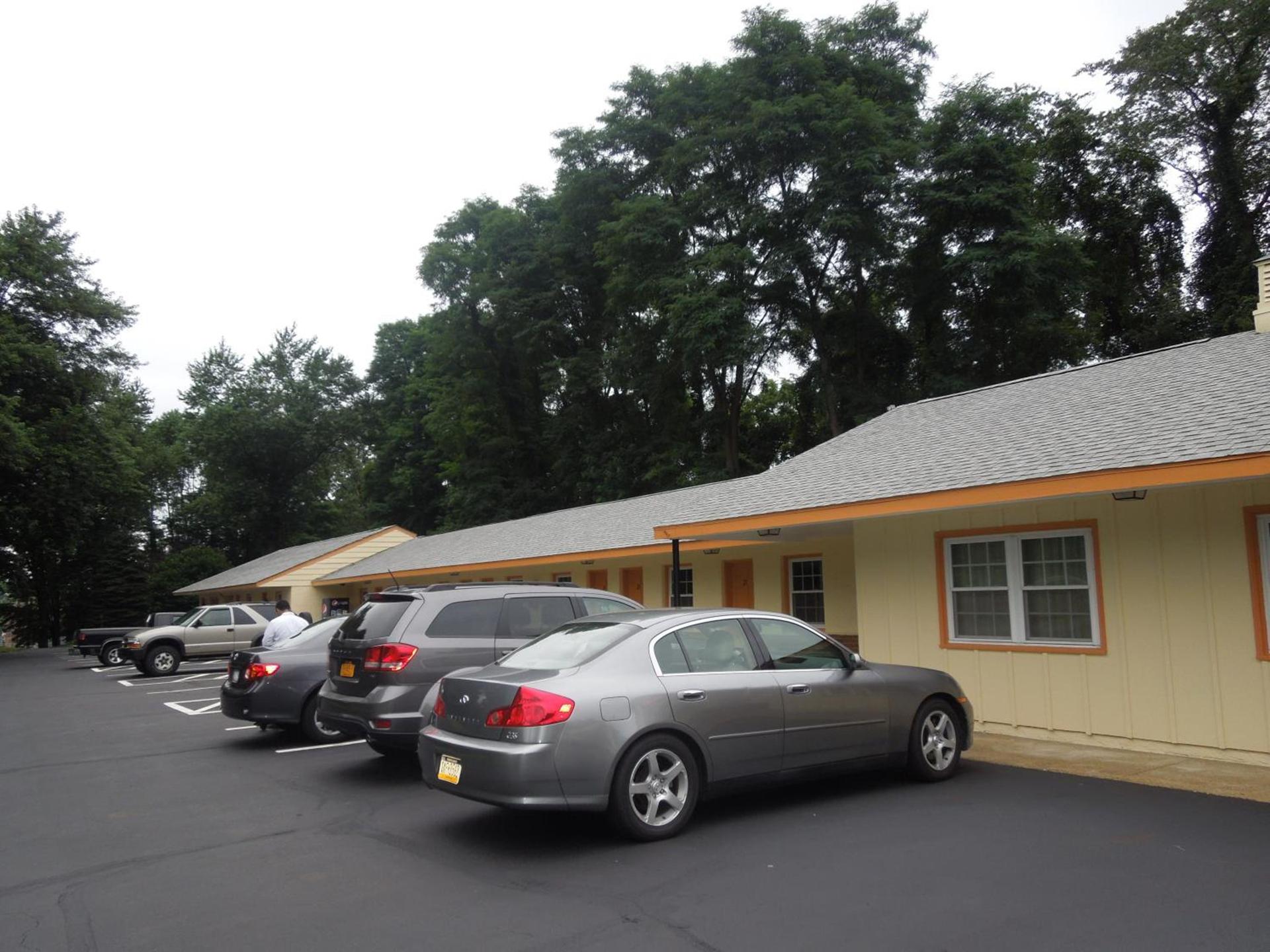 Sentinel Motel photo 29