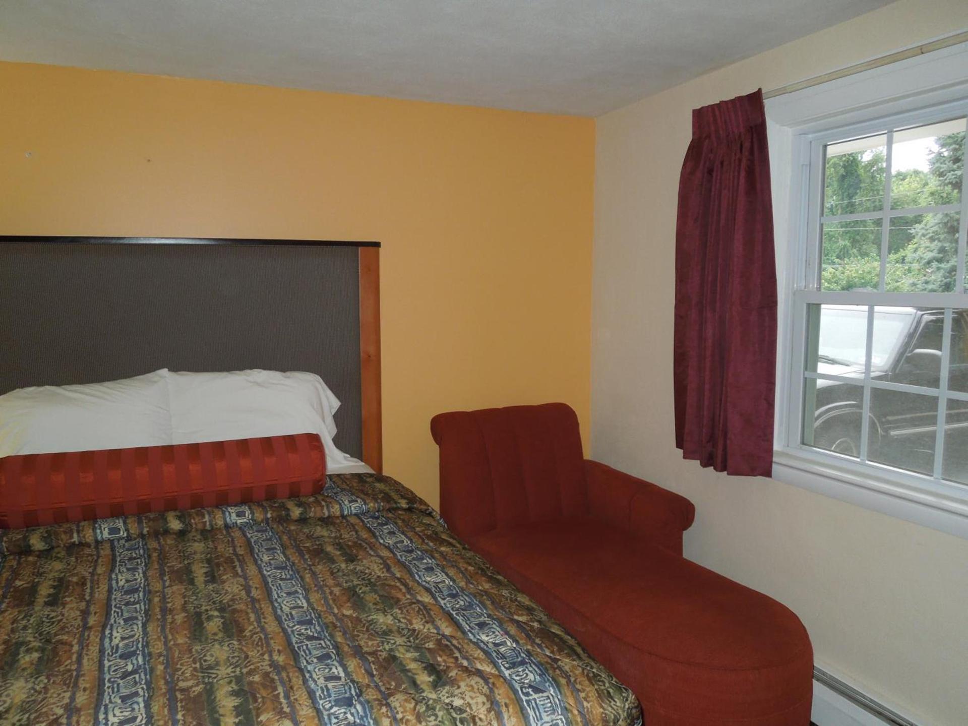 Sentinel Motel photo 25