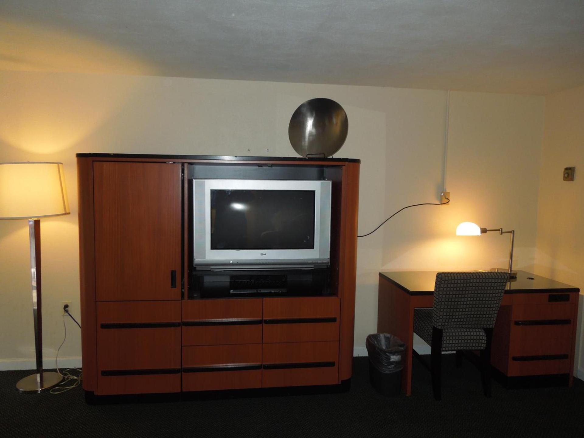 Sentinel Motel photo 23
