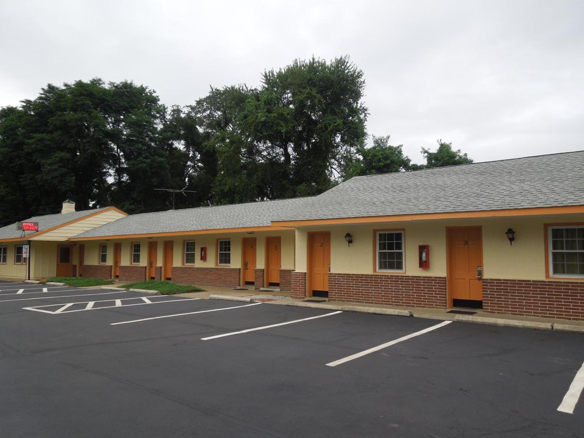 Sentinel Motel photo 30