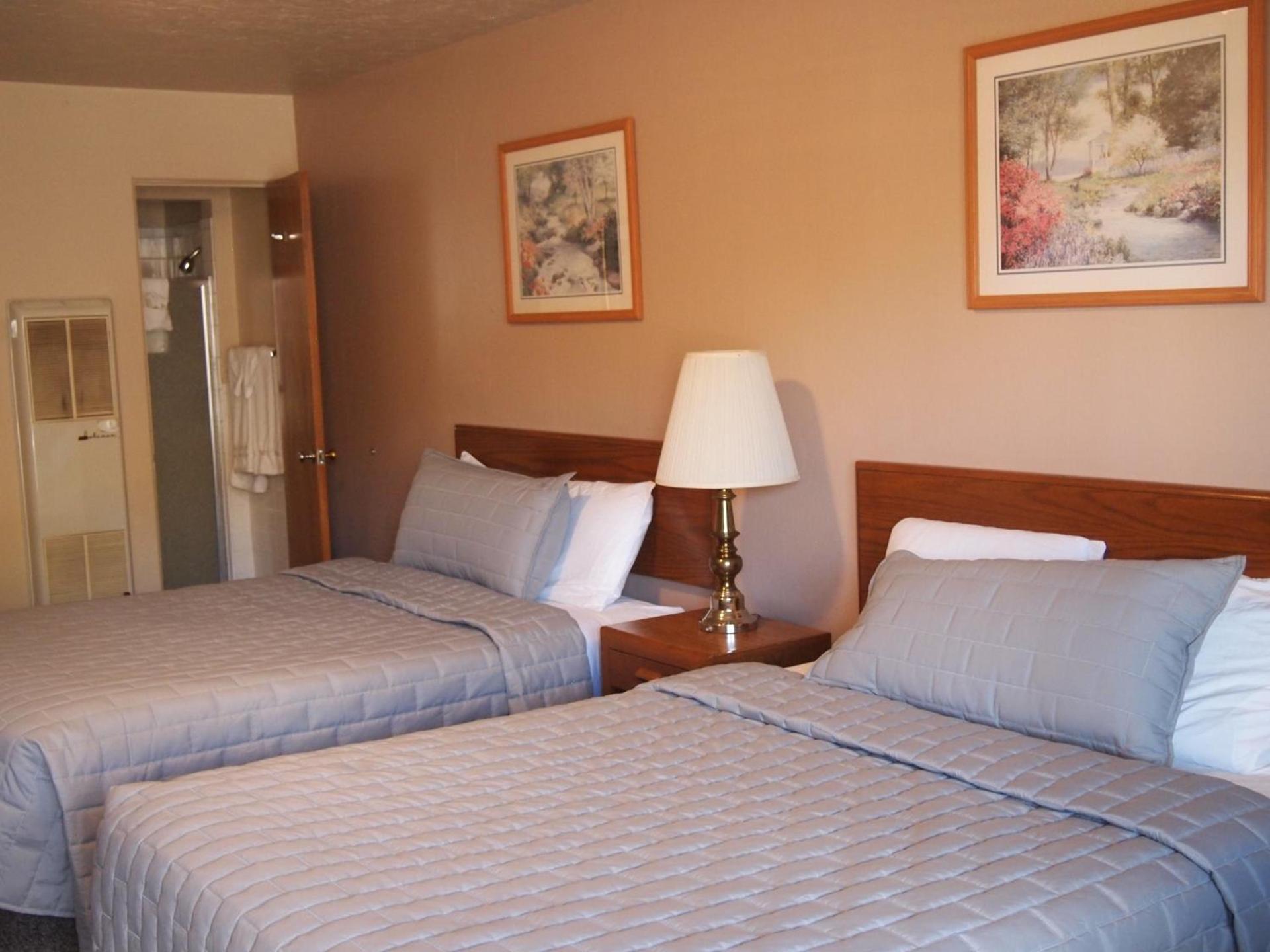 Eagle Motel photo 33