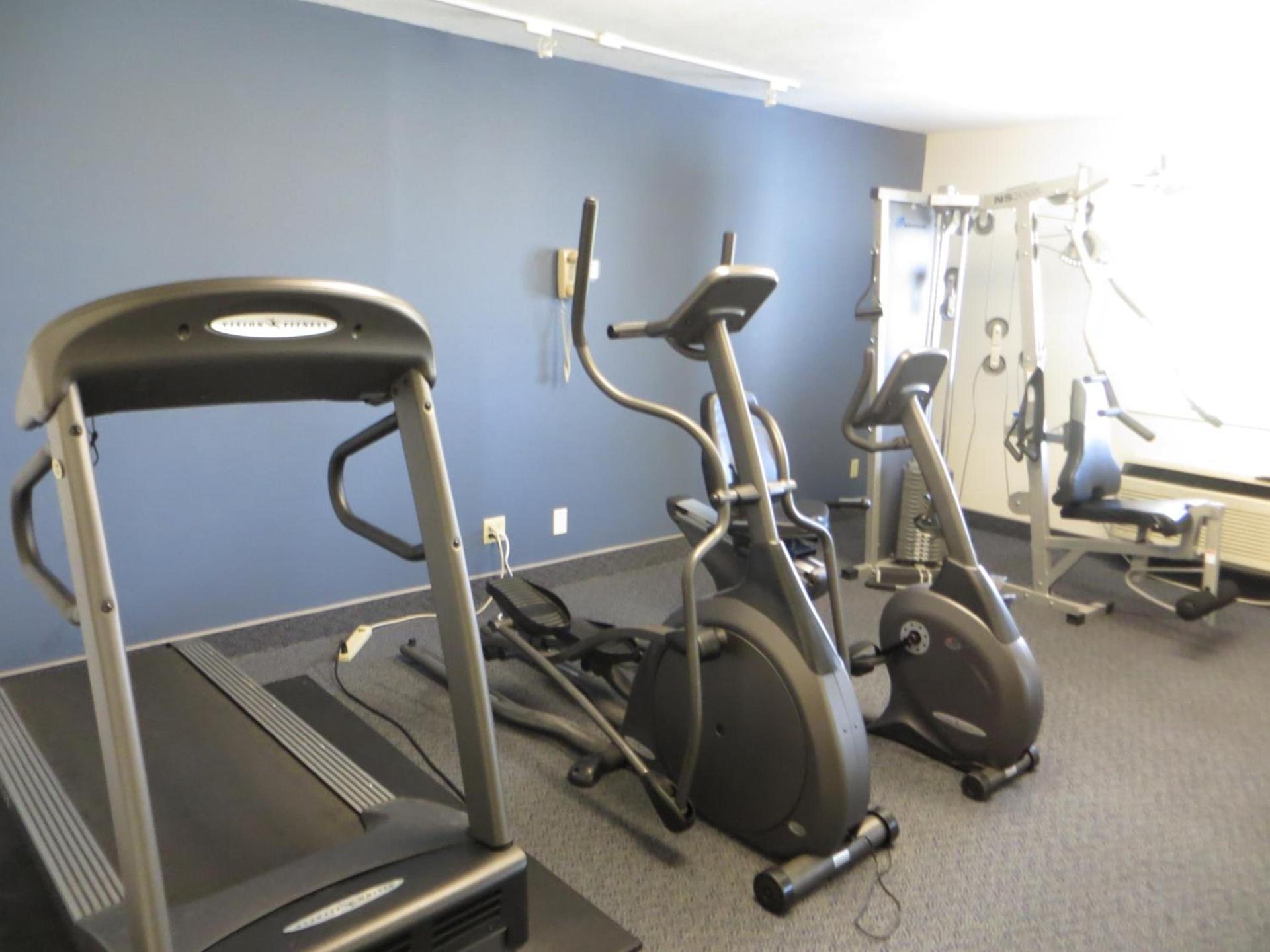 Ramada by Wyndham Springfield North photo 59