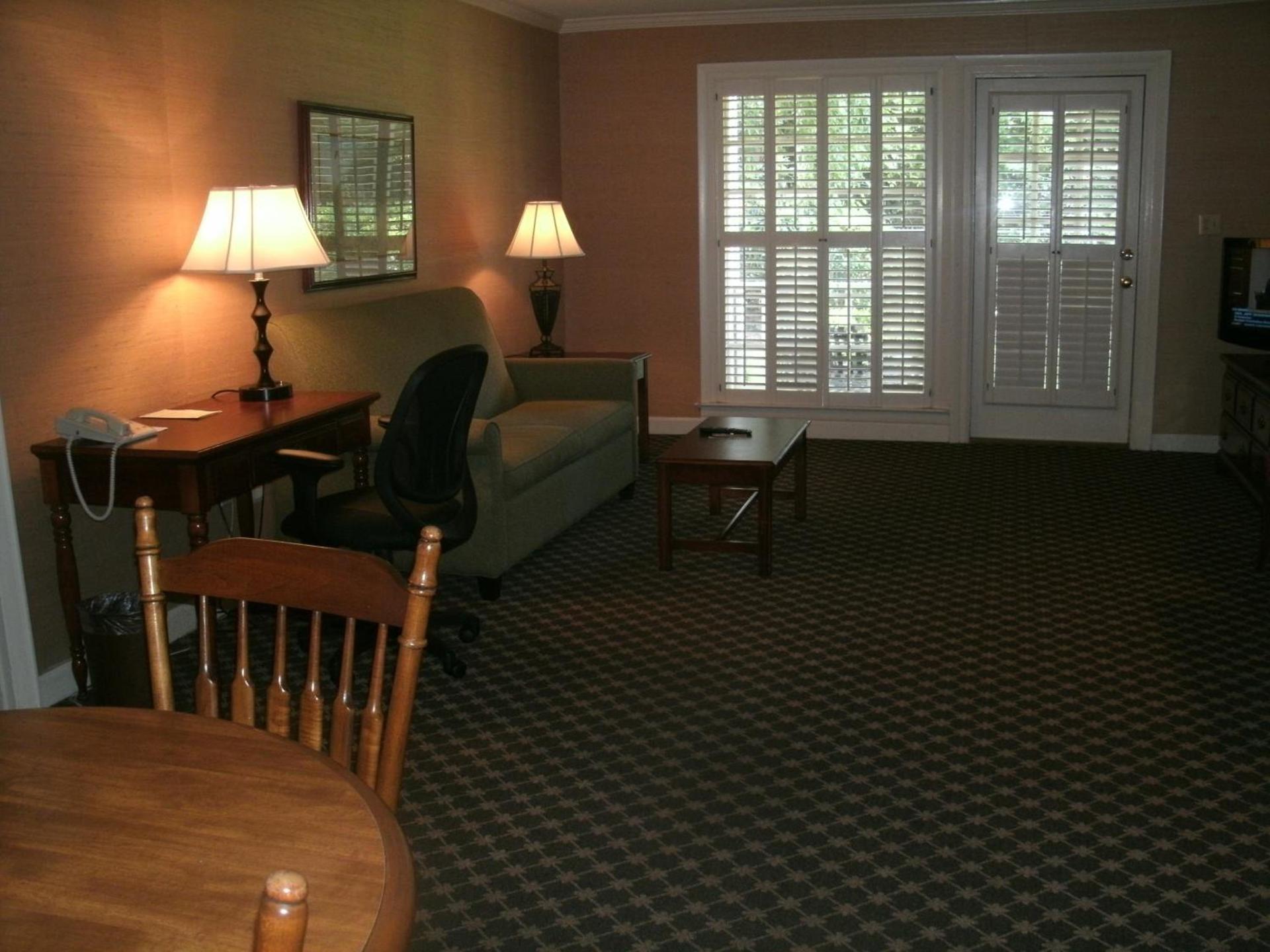 Merry Acres Inn photo 15