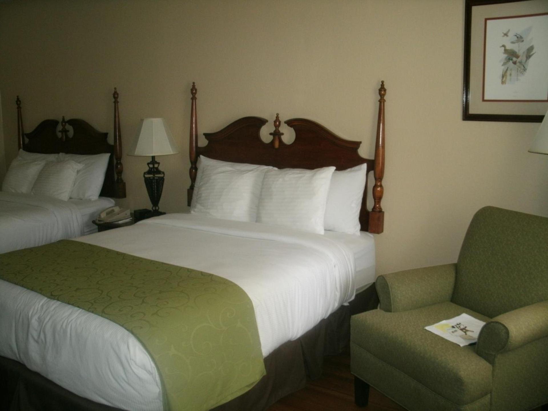 Merry Acres Inn photo 7