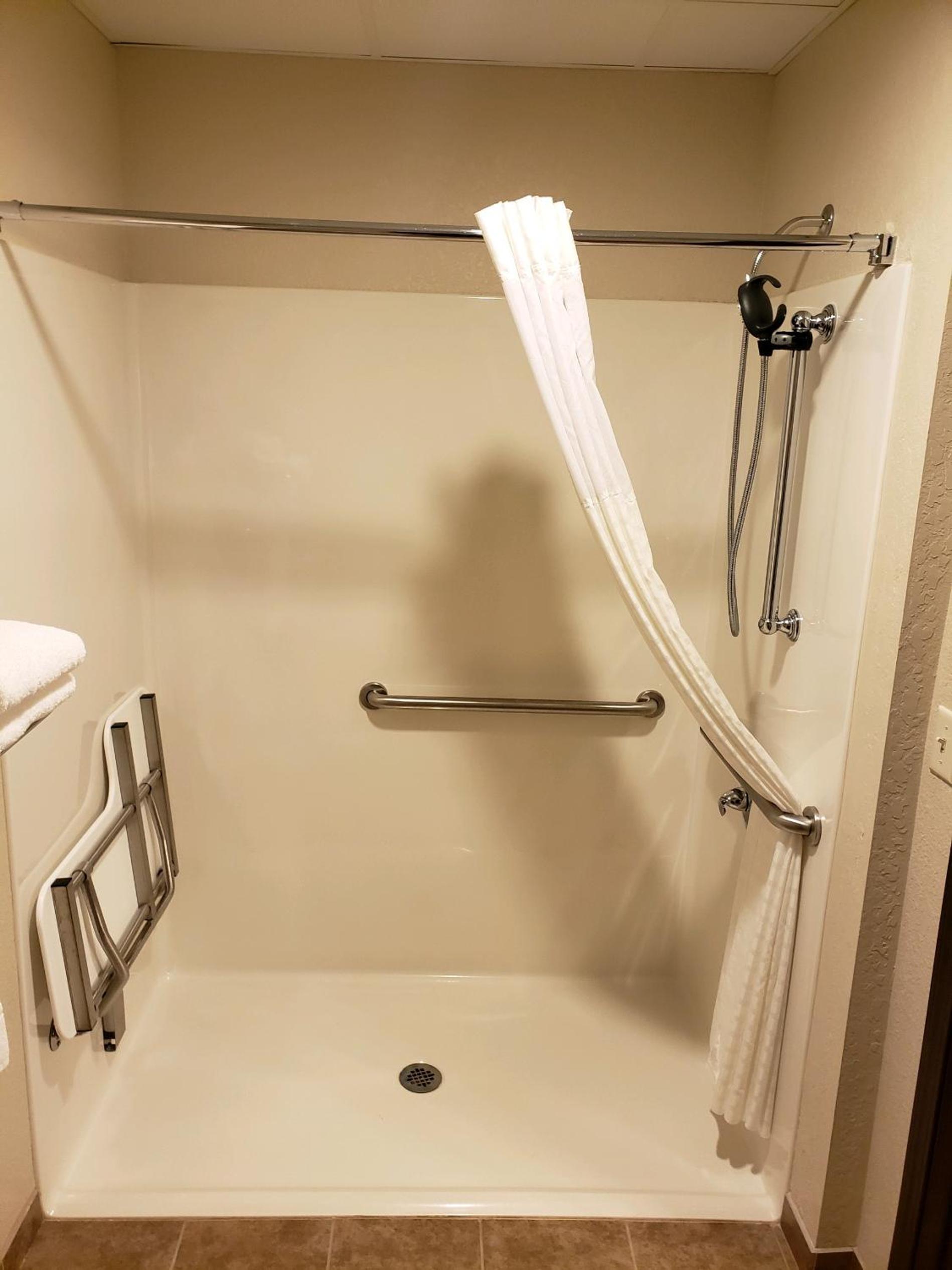 Cobblestone Inn & Suites - Manning photo 7