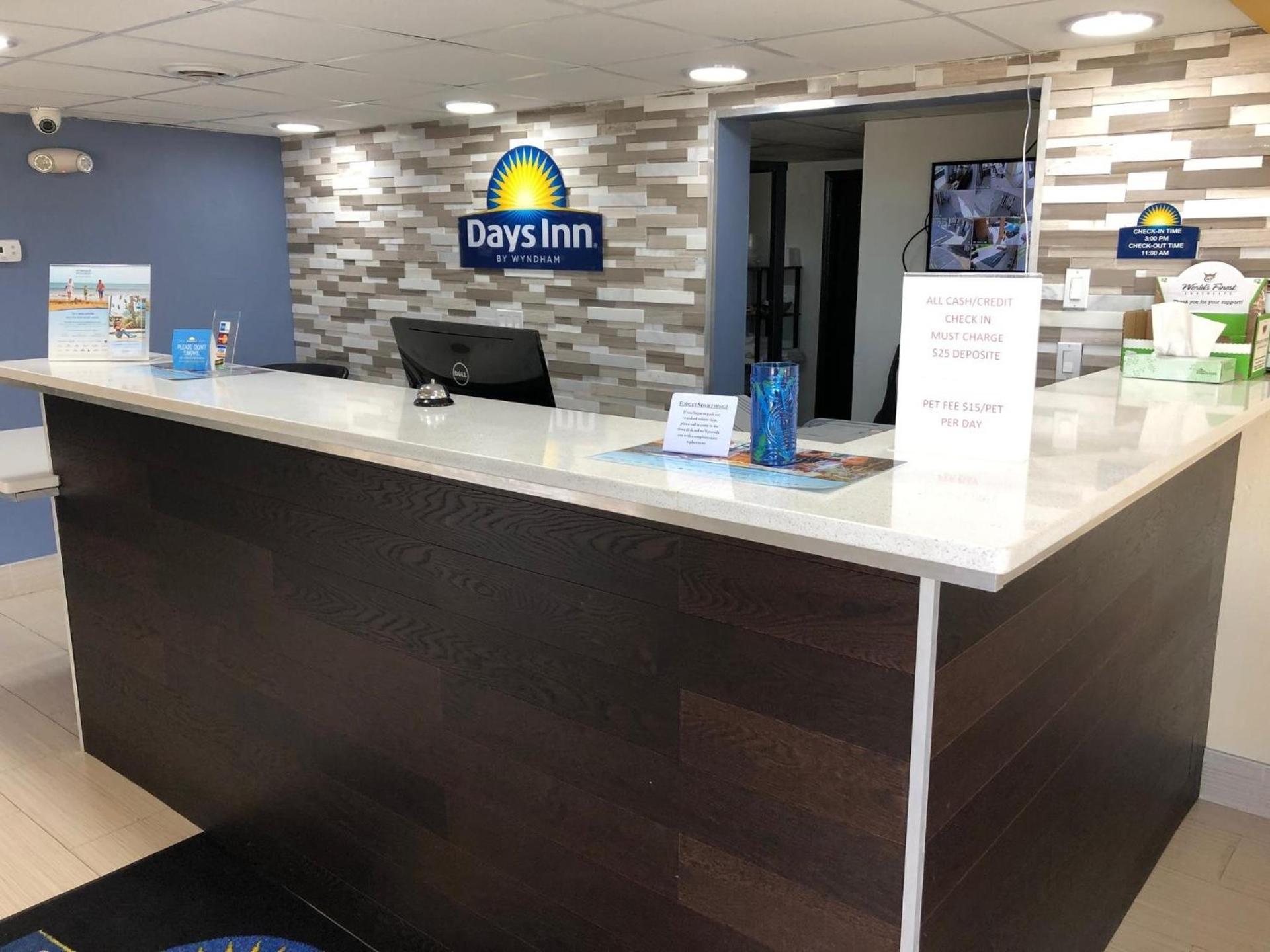 Days Inn by Wyndham King-Winston Salem Area photo 9