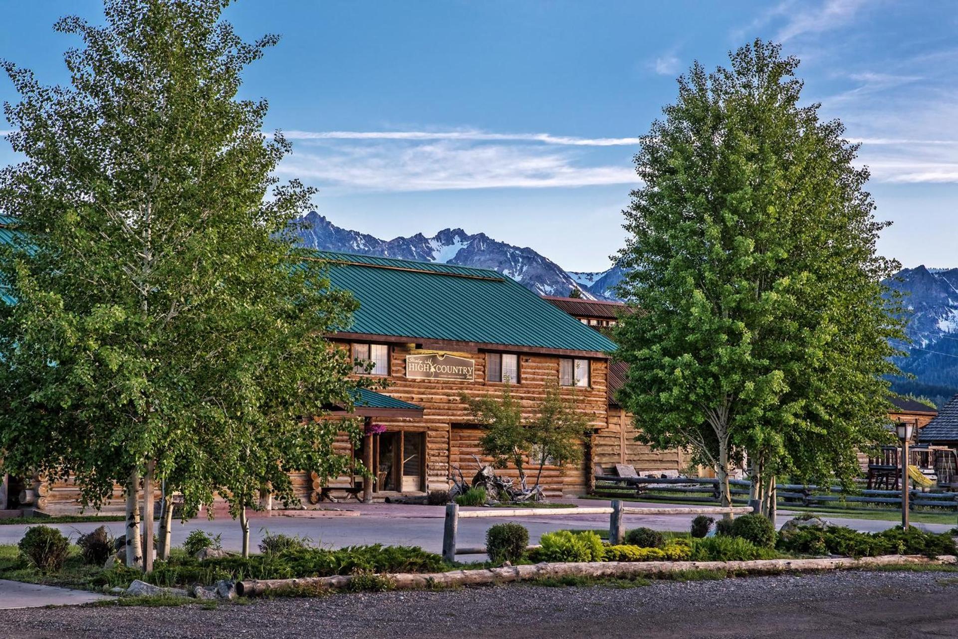 Stanley High Country Inn photo 1