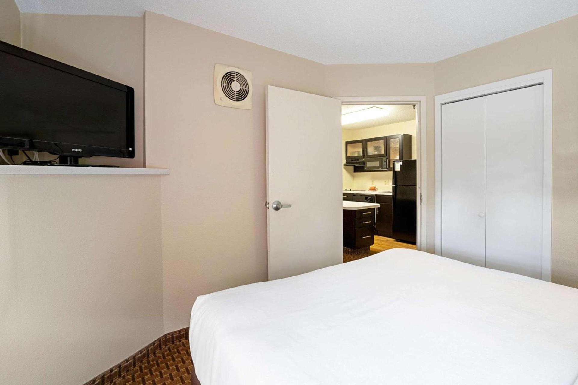 MainStay Suites Chattanooga Hamilton Place photo 53