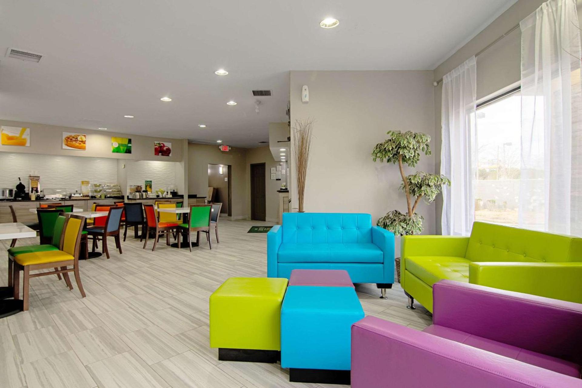 Quality Inn Villa Rica photo 9