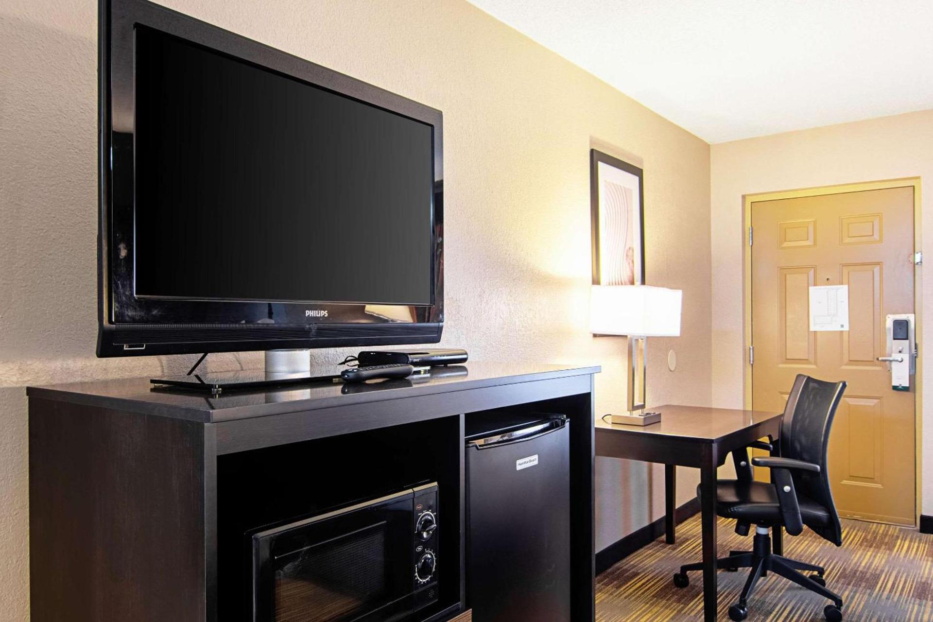 Quality Inn Villa Rica photo 18