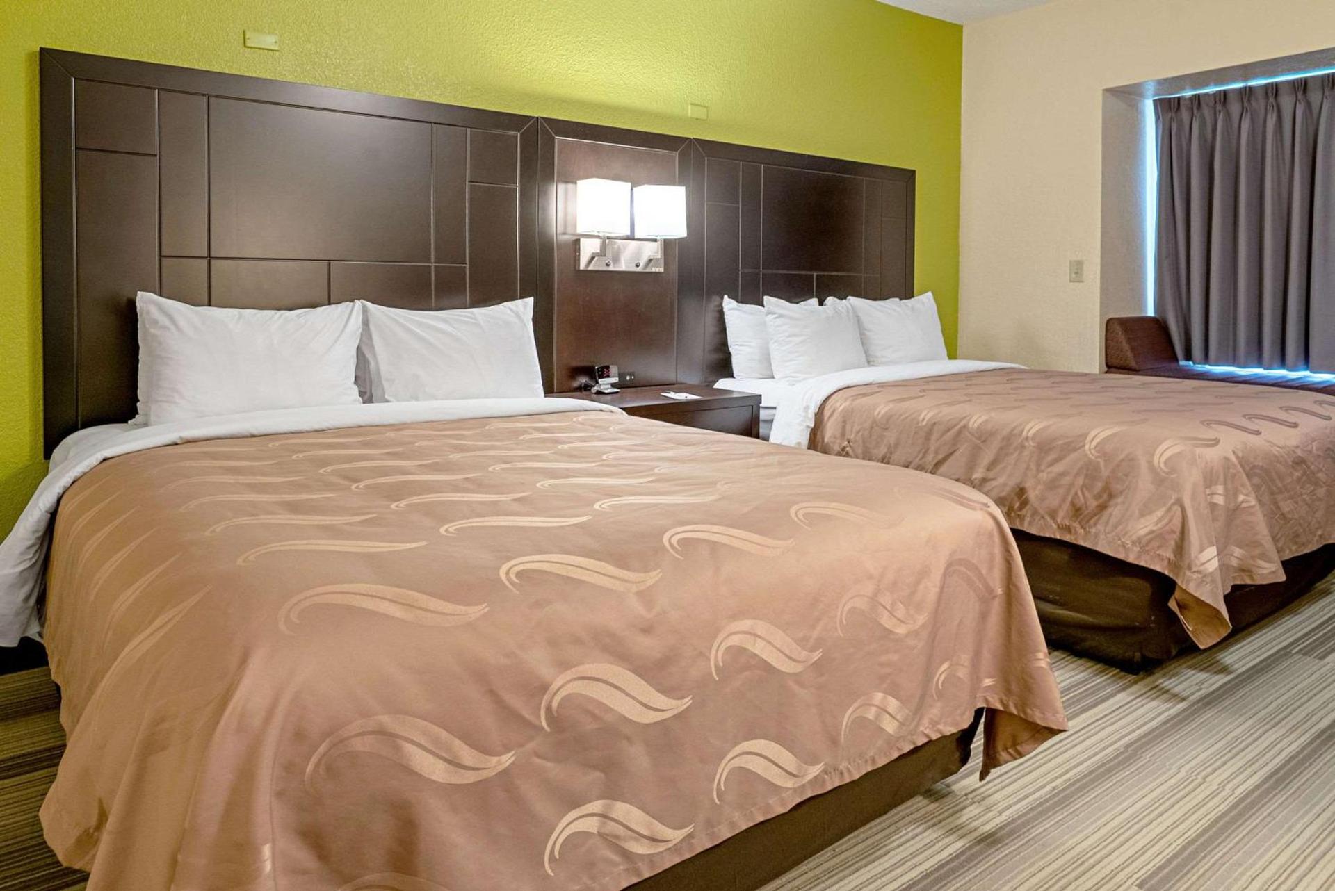 Quality Inn & Suites Robbinsville photo 7