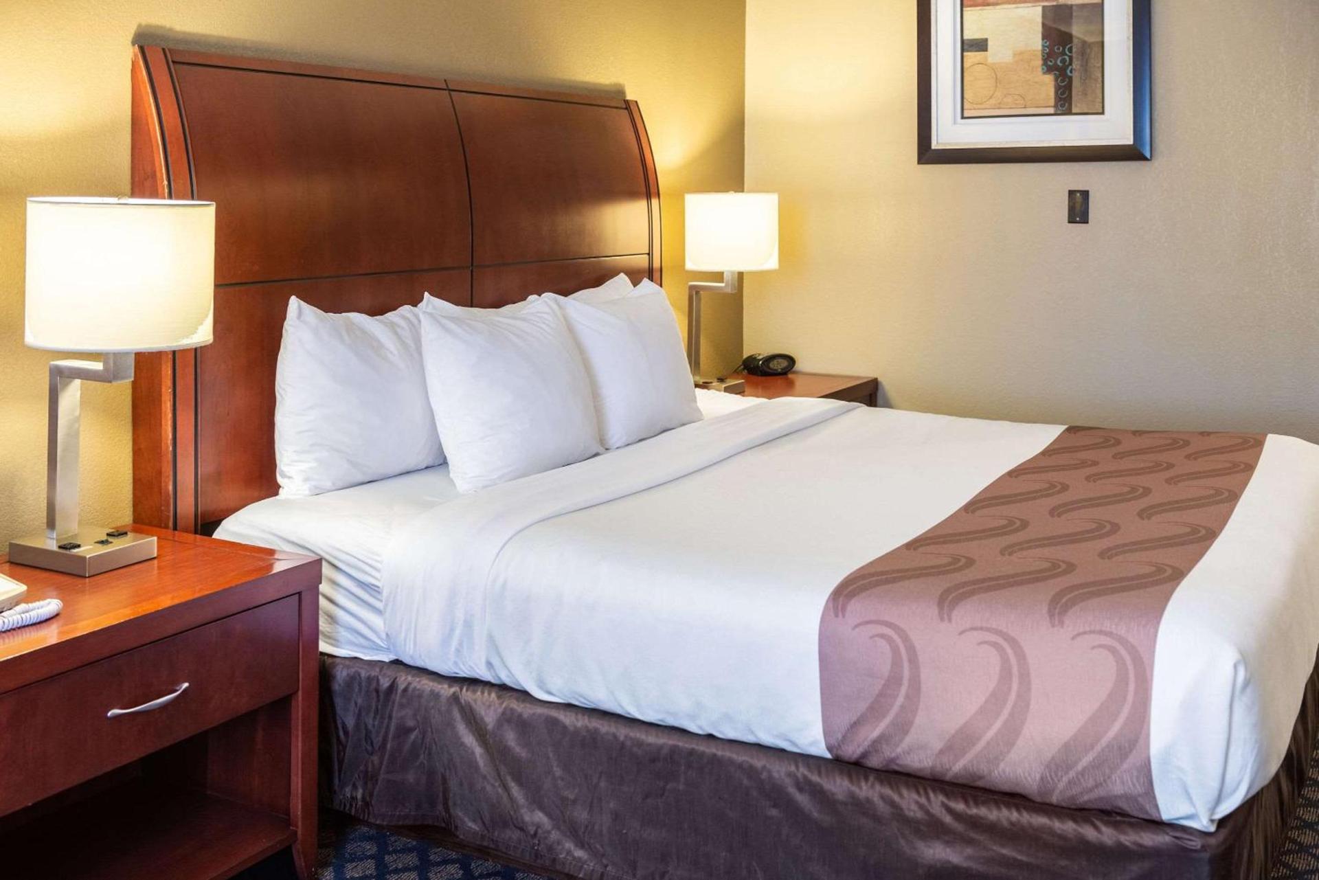 Quality Inn & Suites Seville photo 27