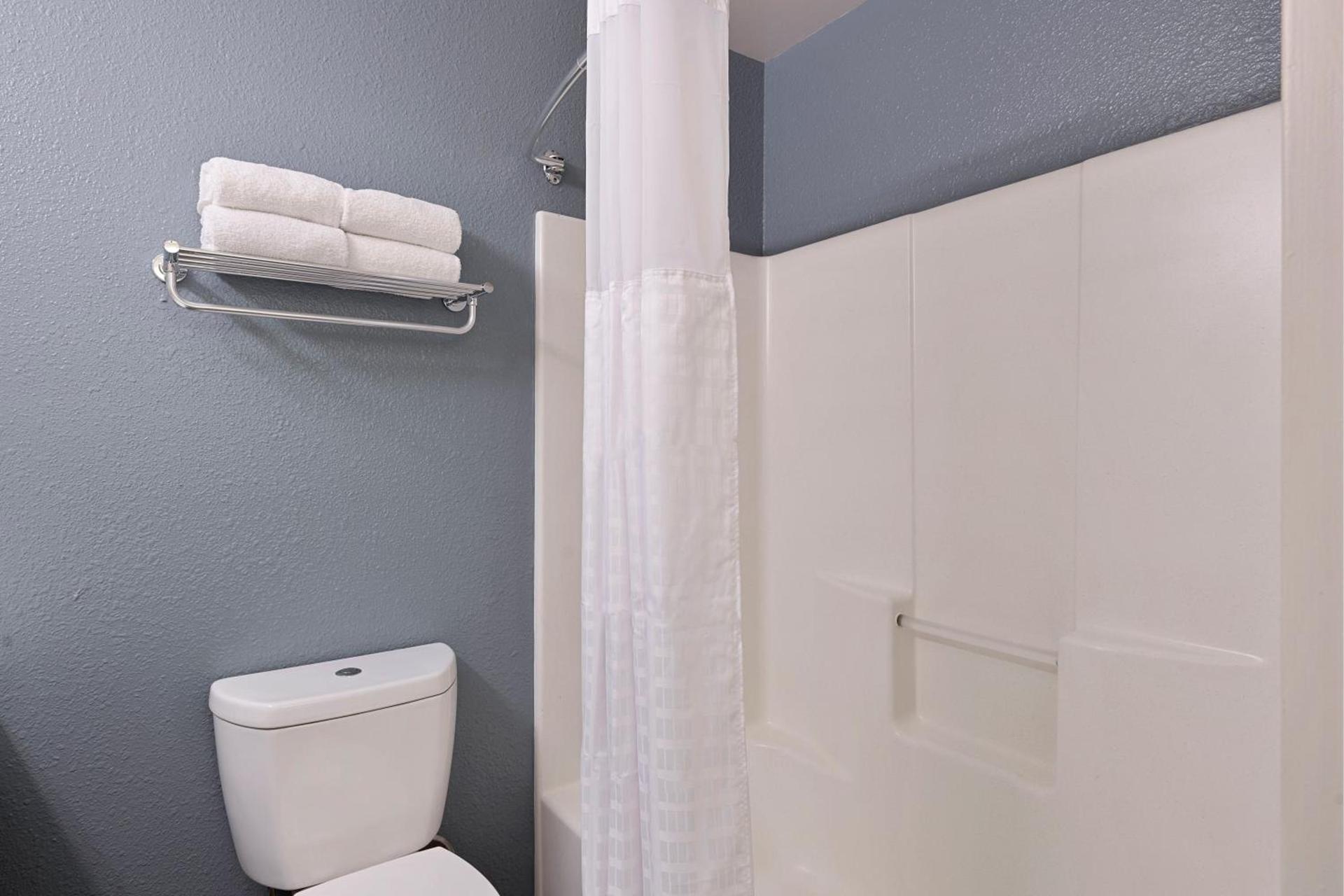 Extended Stay America Select Suites - Charlotte - Tyvola Rd photo 33