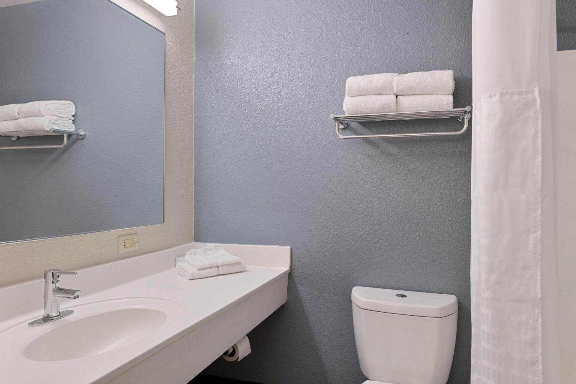 Extended Stay America Select Suites - Charlotte - Tyvola Rd photo 34