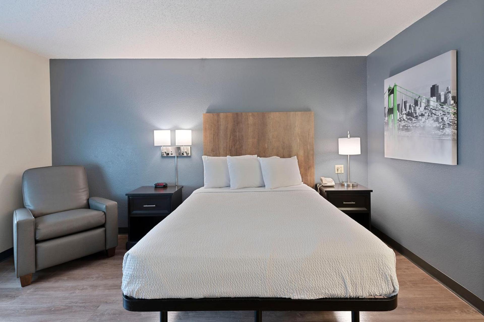 Extended Stay America Select Suites - Charlotte - Tyvola Rd photo 25