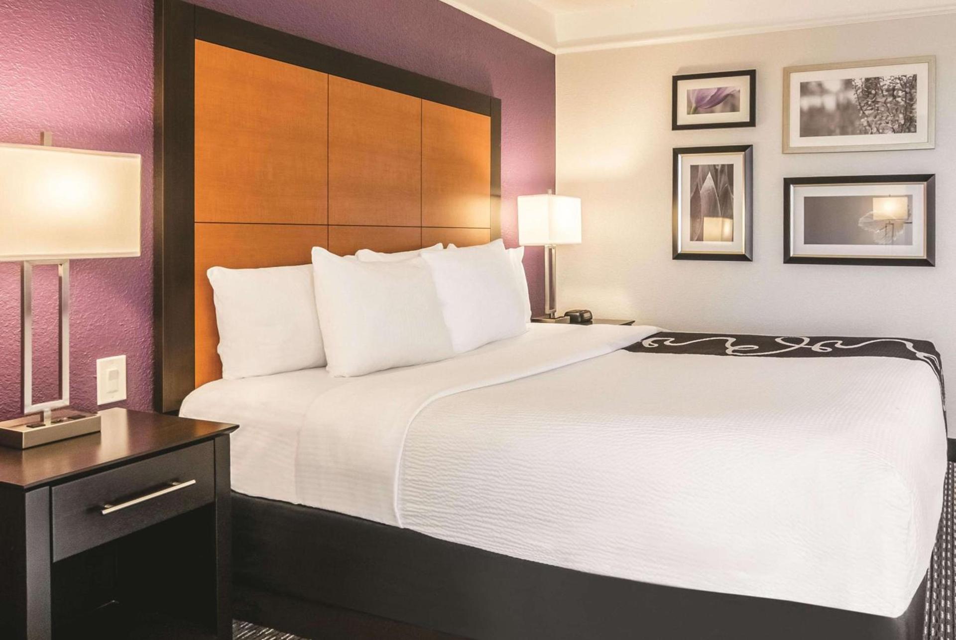 La Quinta by Wyndham Orlando Airport - On Property Food Trucks & Free Airport Shuttle! photo 25