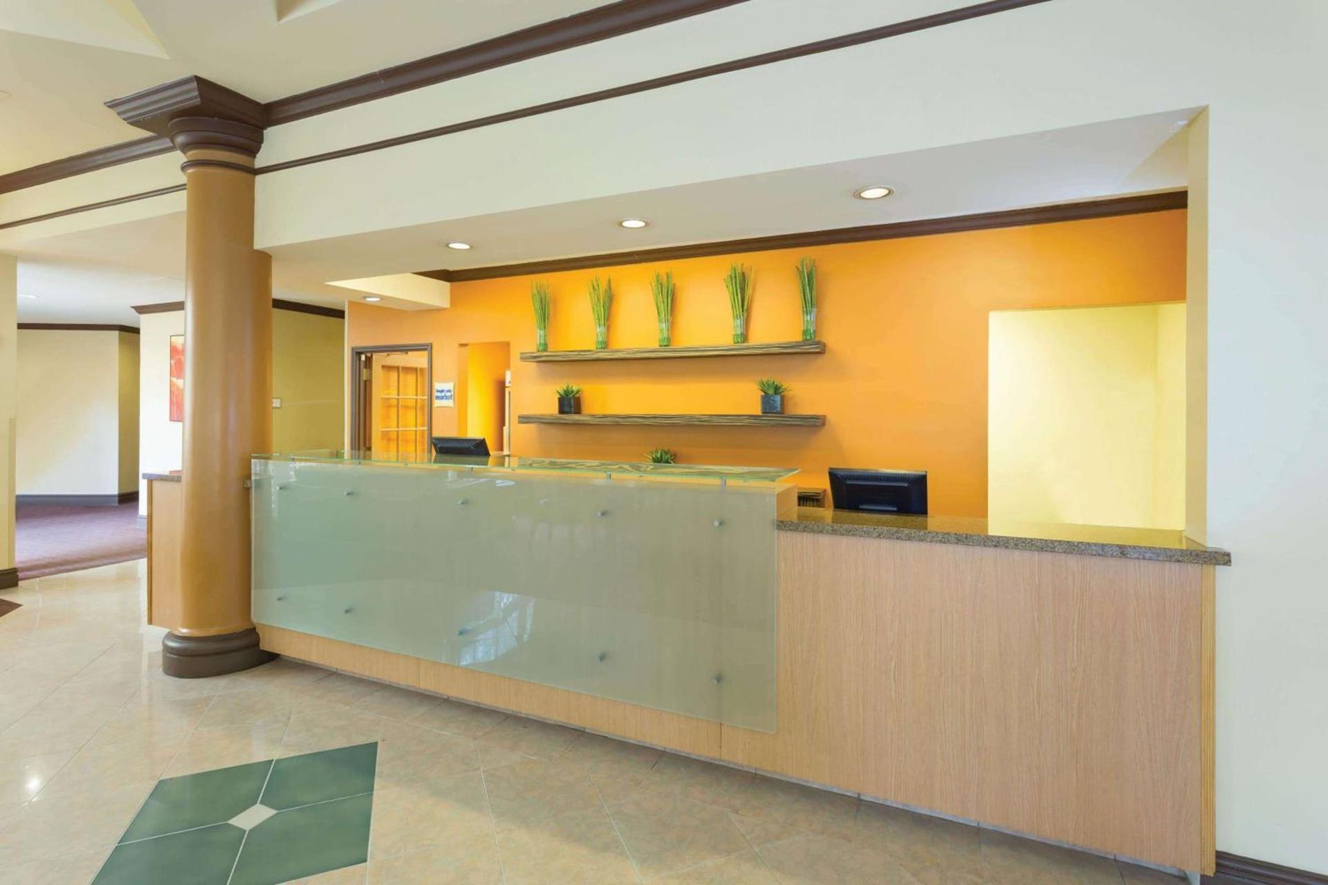 La Quinta by Wyndham Raleigh/Durham Southpoint photo 6