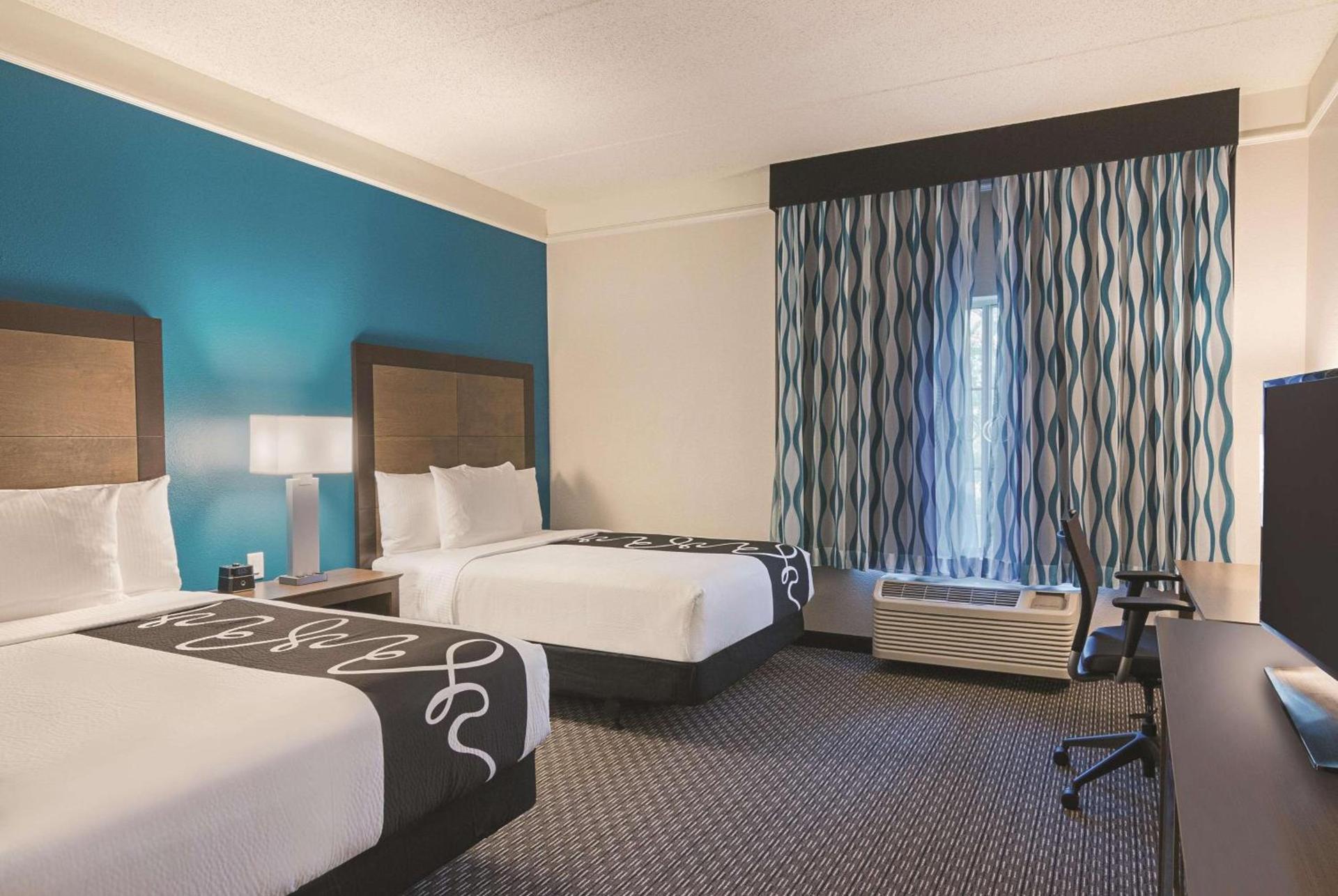 La Quinta by Wyndham Orlando UCF photo 27