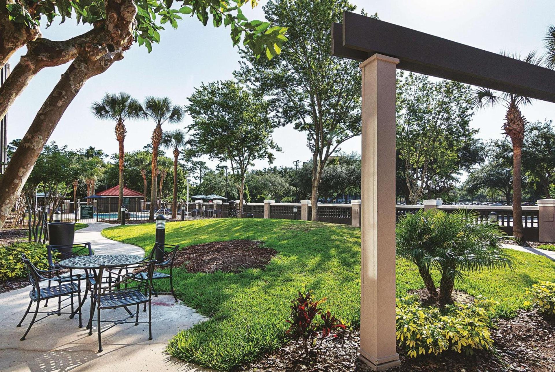 La Quinta by Wyndham Orlando UCF photo 47