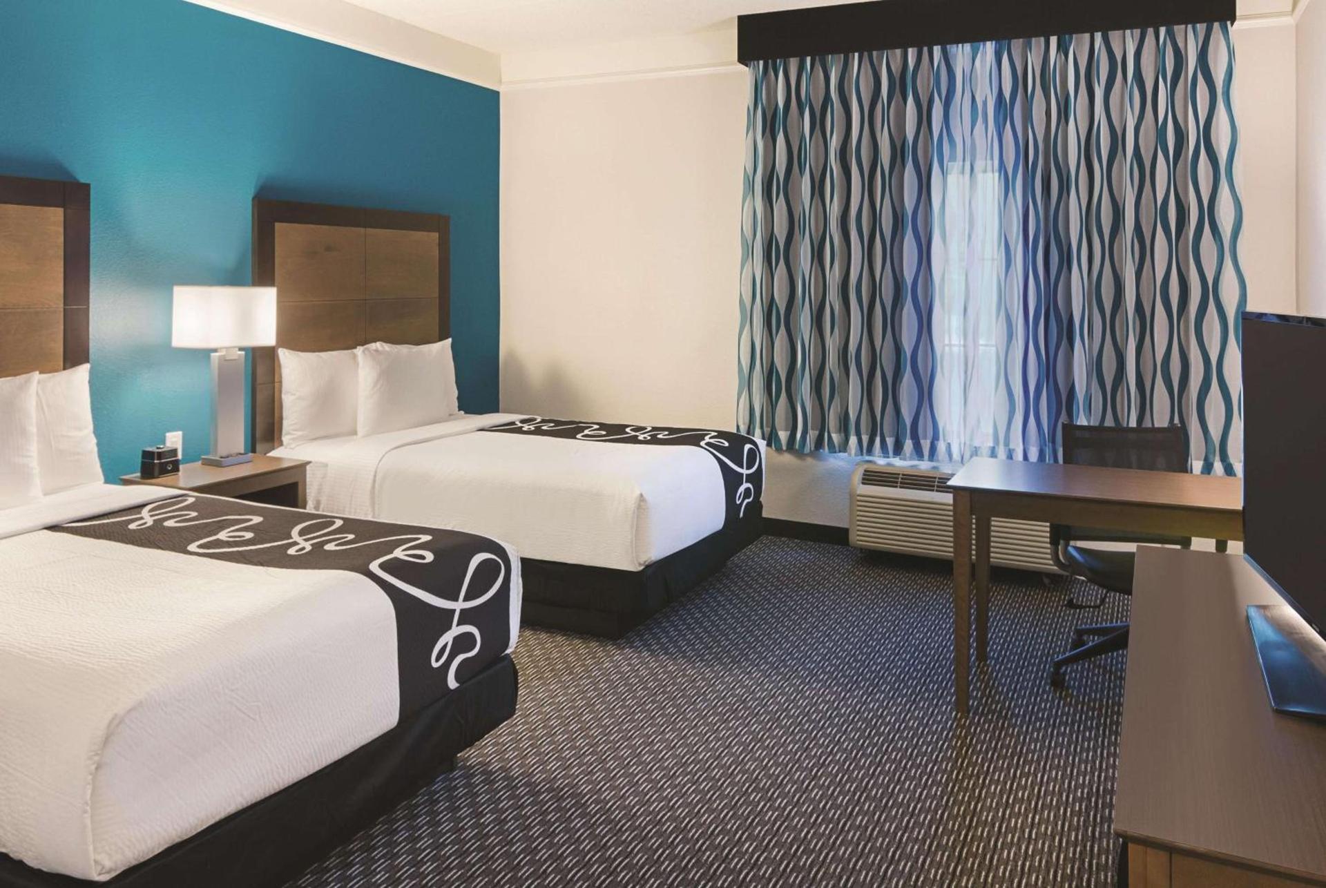 La Quinta by Wyndham Orlando UCF photo 25
