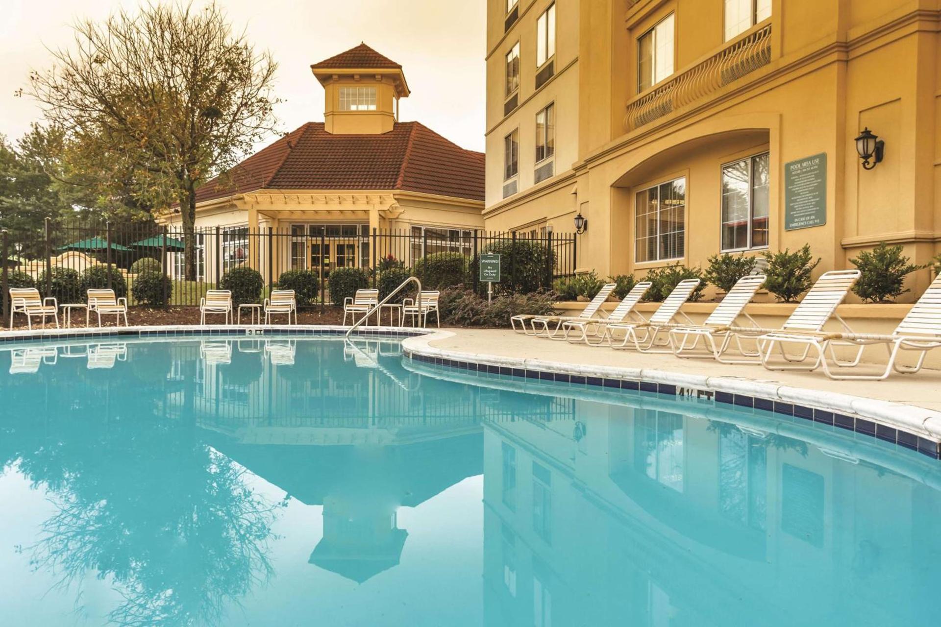 La Quinta by Wyndham Atlanta Ballpark/Galleria photo 2